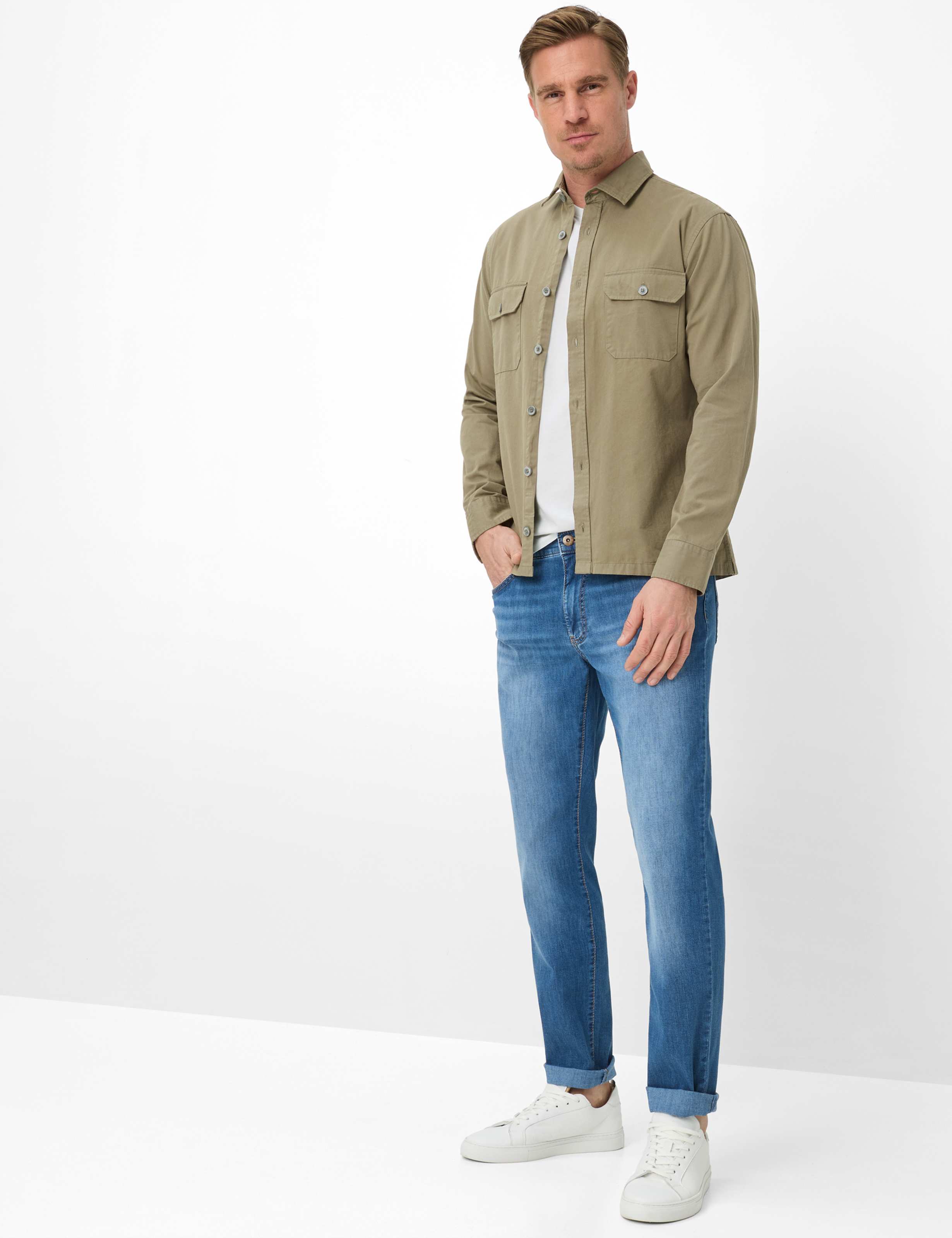 Heren Style CADIZ Denim Blauw Straight Fit Model outfit