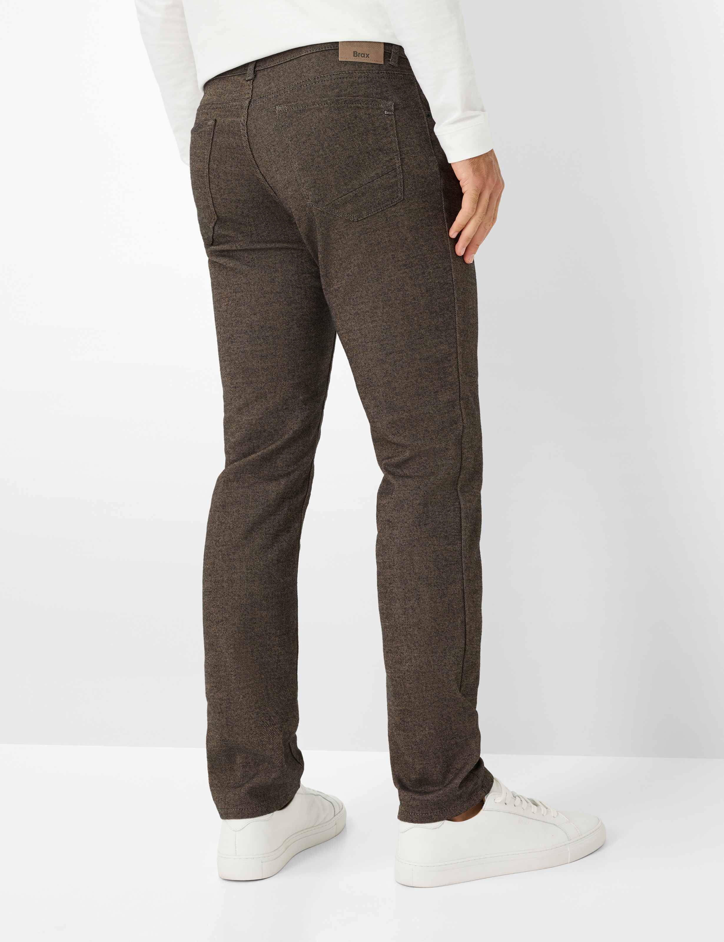 Men Style CHUCK Brown Modern Fit Model back