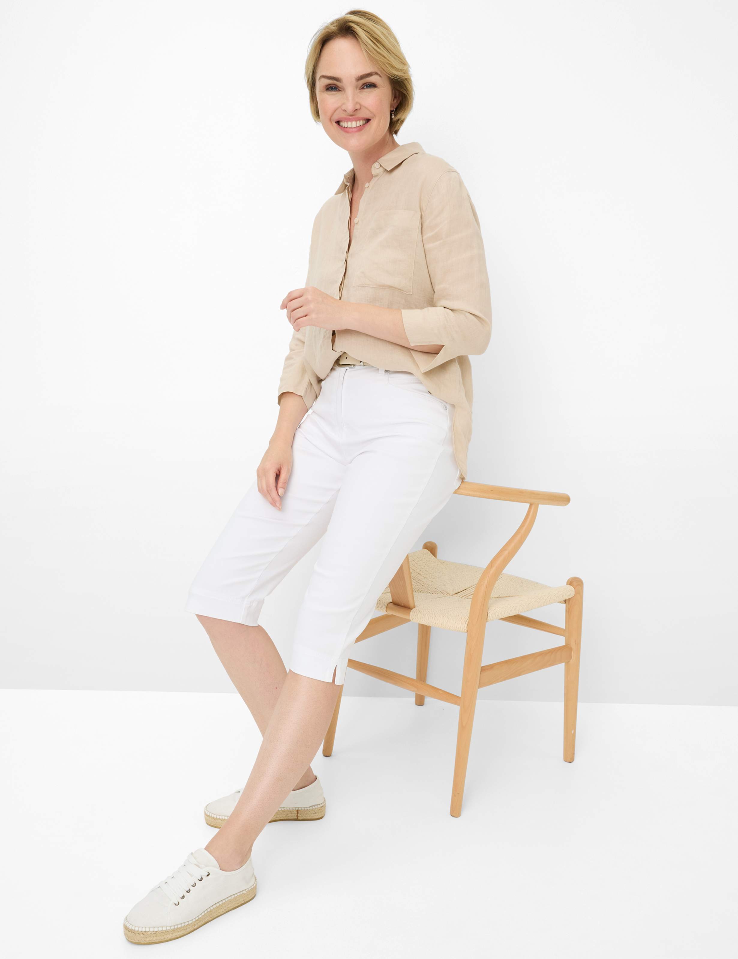 Damen Style CAREN CAPRI Denim Weiß Comfort Plus Fit Detail 1