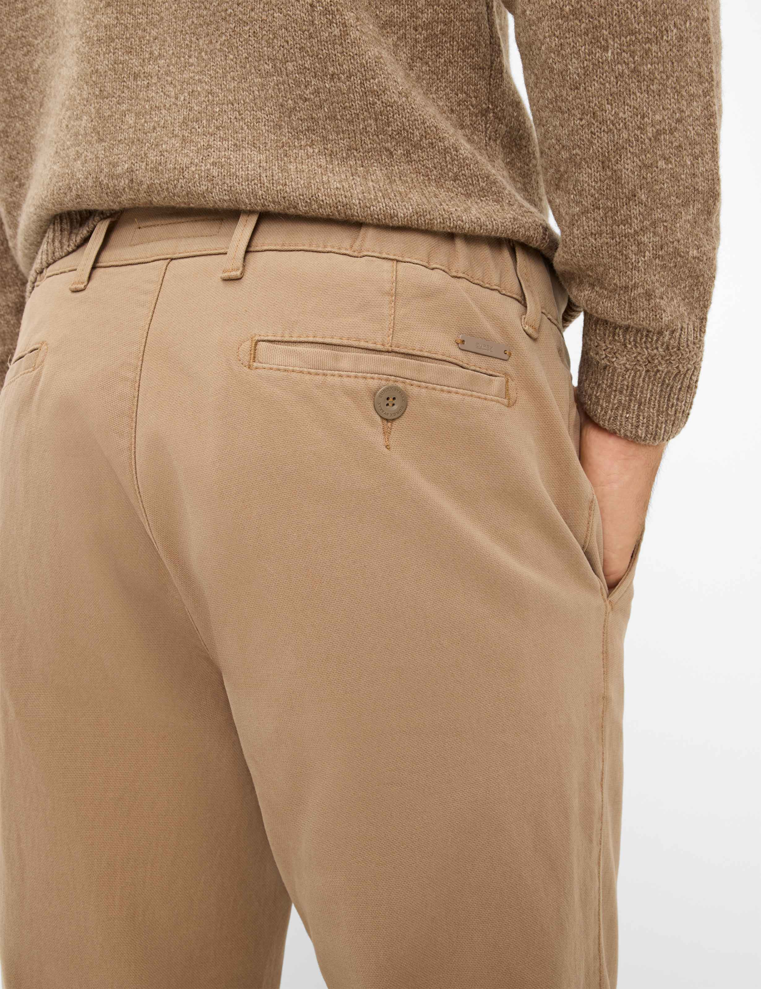 Herren Style THILO Hellbraun Regular Fit Detail 2
