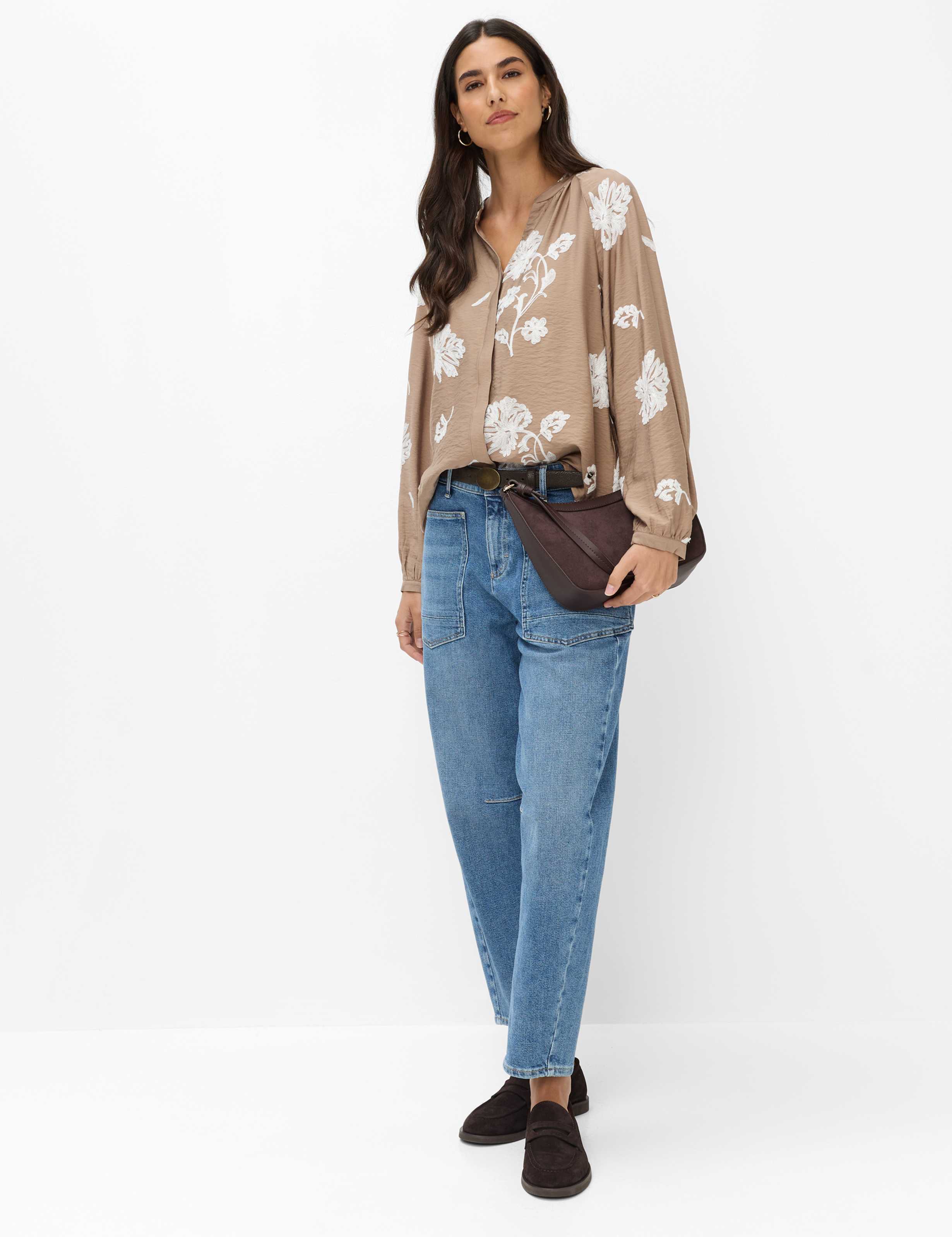 Femme Style VIVIAN Marron Clair  Tenue du mannequin
