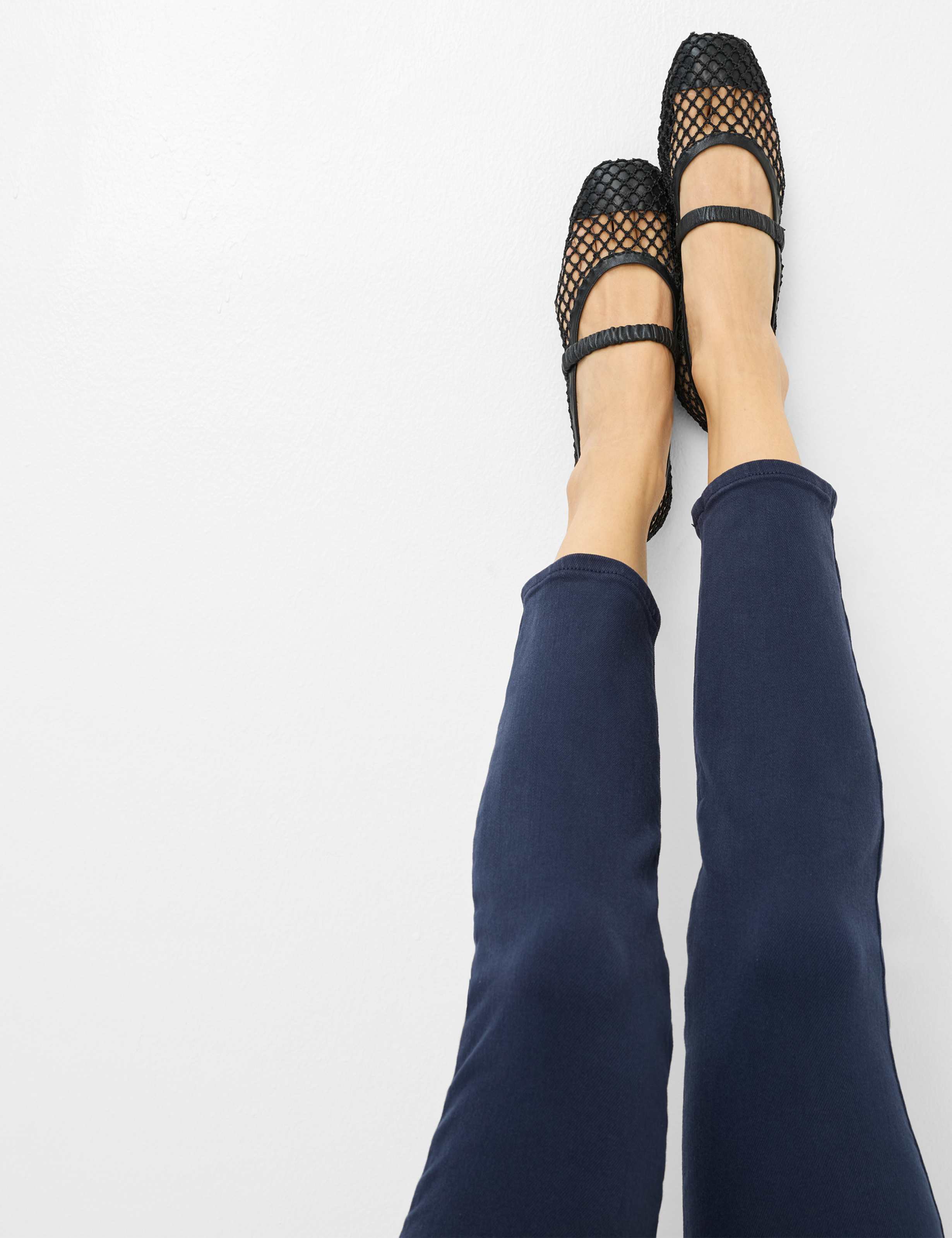 Women Style SHAKIRA S Denim Dark Blue Slim Fit Detail 1