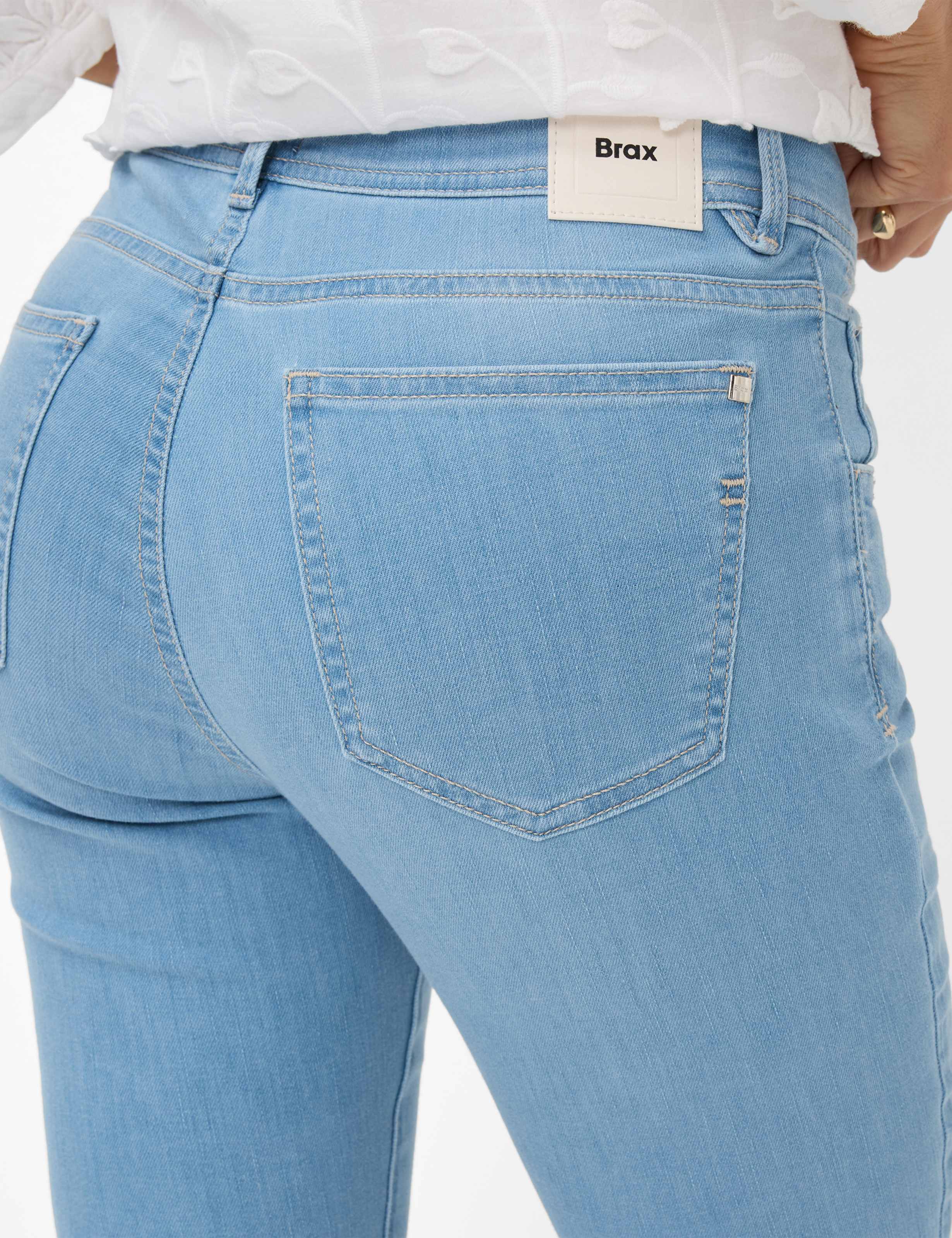 Women Style SHAKIRA S Denim Blue Slim Fit Detail 2