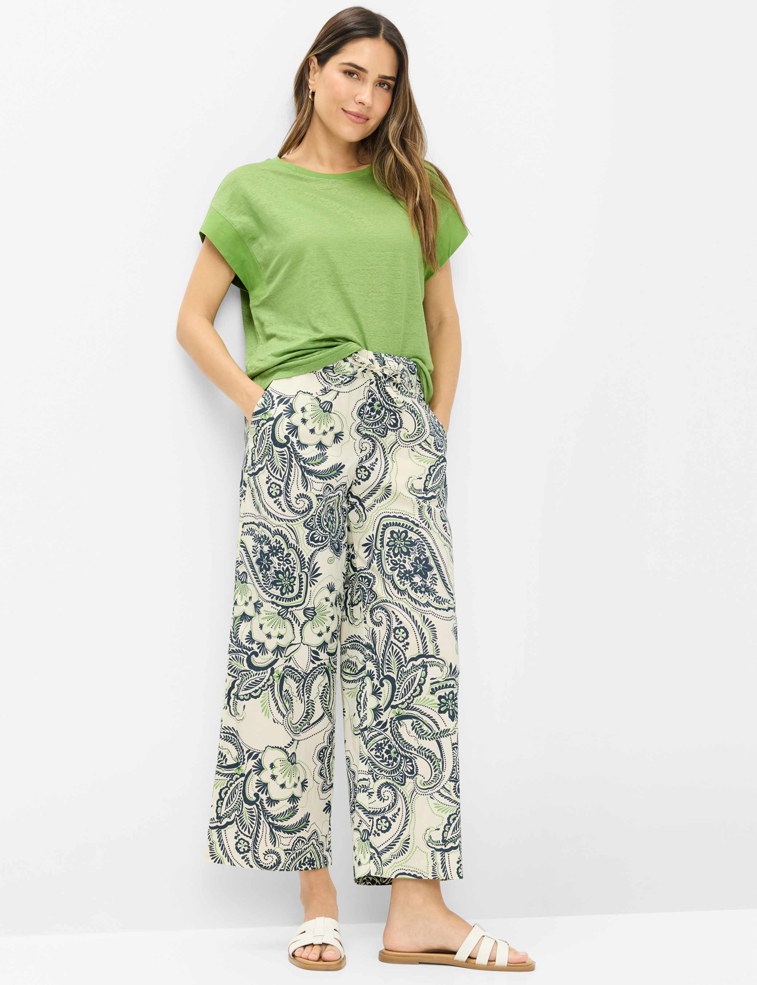 Femme Style MAINE S Vert Wide Leg Tenue du mannequin