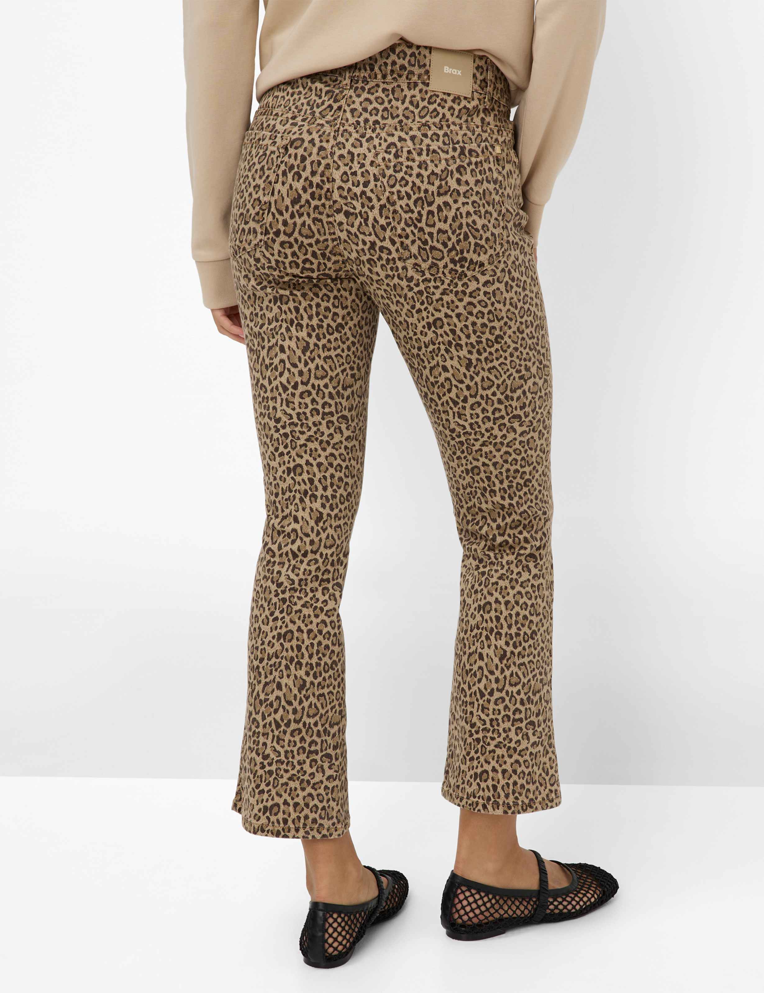 Damen Style SHAKIRA S Denim Beige Slim Fit Model Rueck