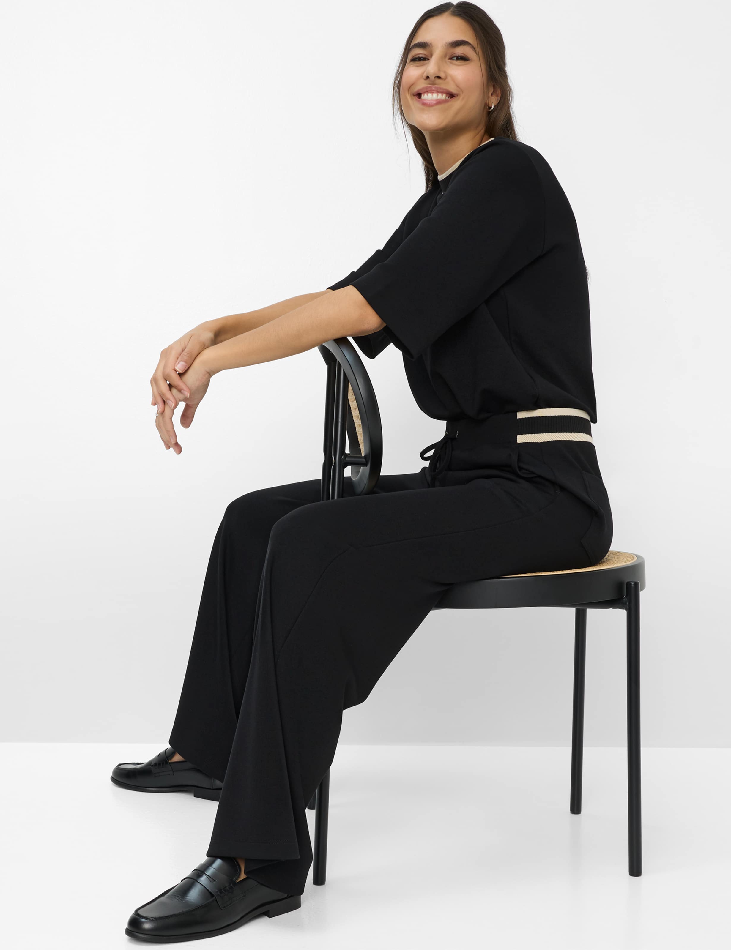 Damen Style MAINE Schwarz Wide Leg Detail 1