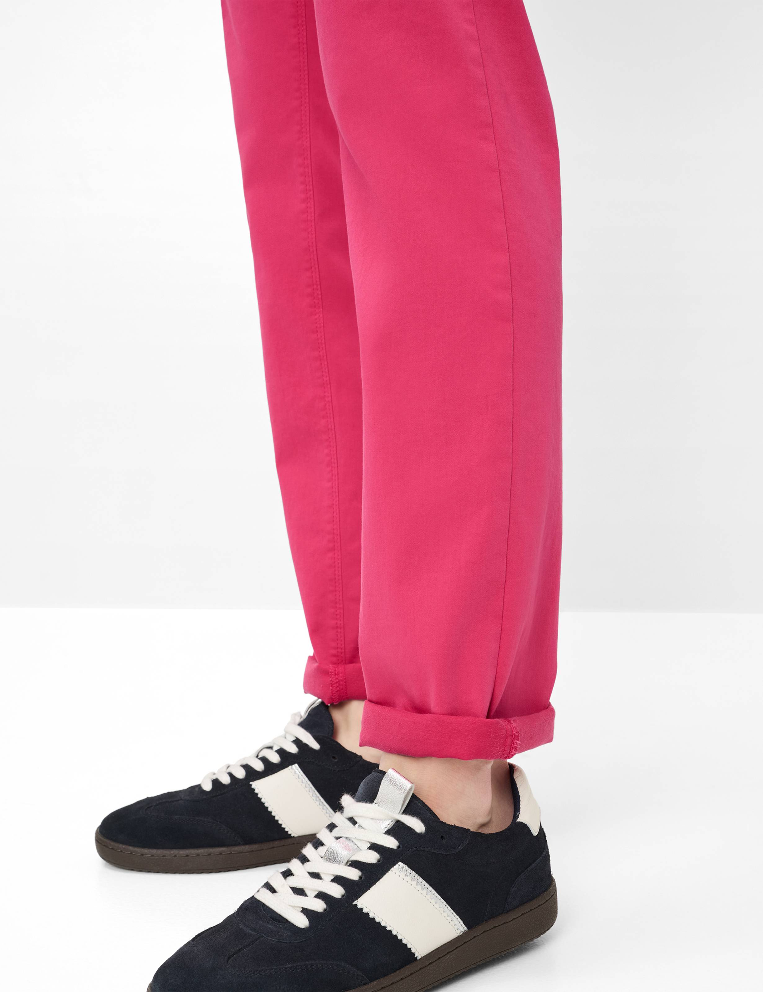 Women Style MARY Pink Regular Fit Detail 2