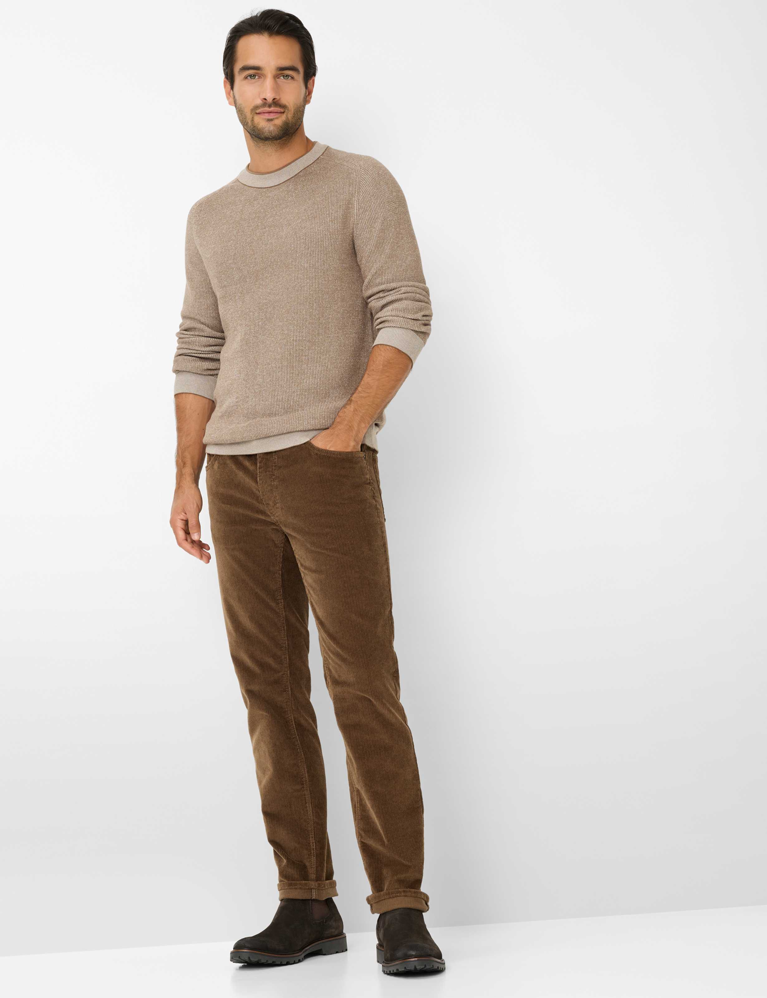 Homme Style COOPER Marron Regular Fit Tenue du mannequin