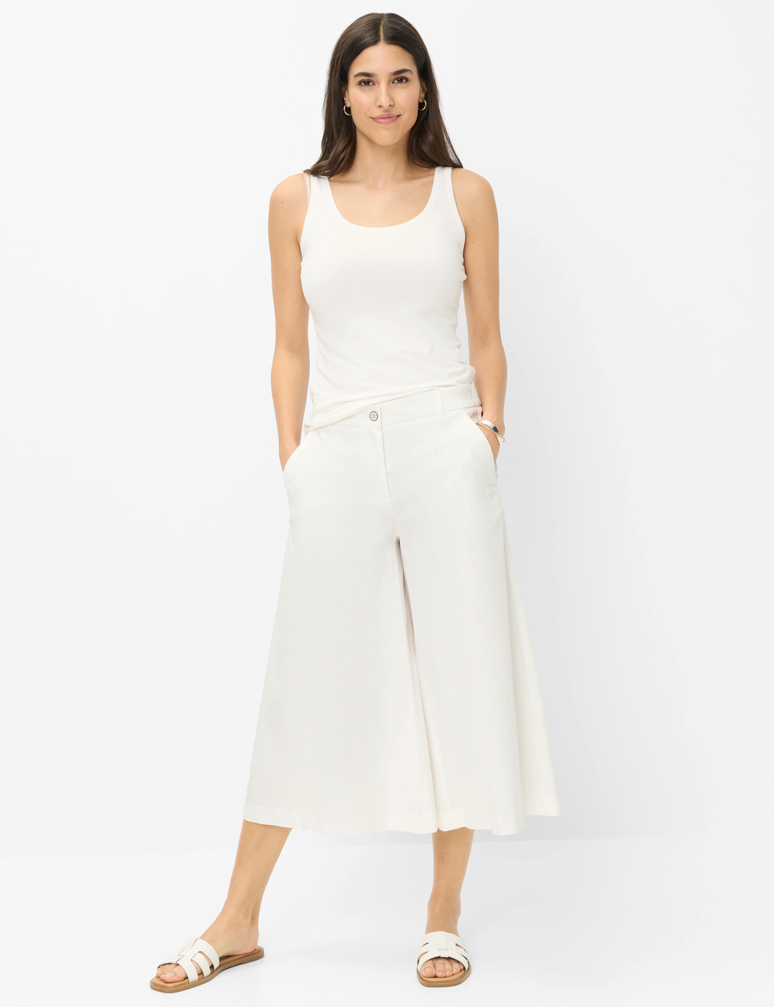 Femme Style MELLI S Blanc Crème Wide Leg Tenue du mannequin