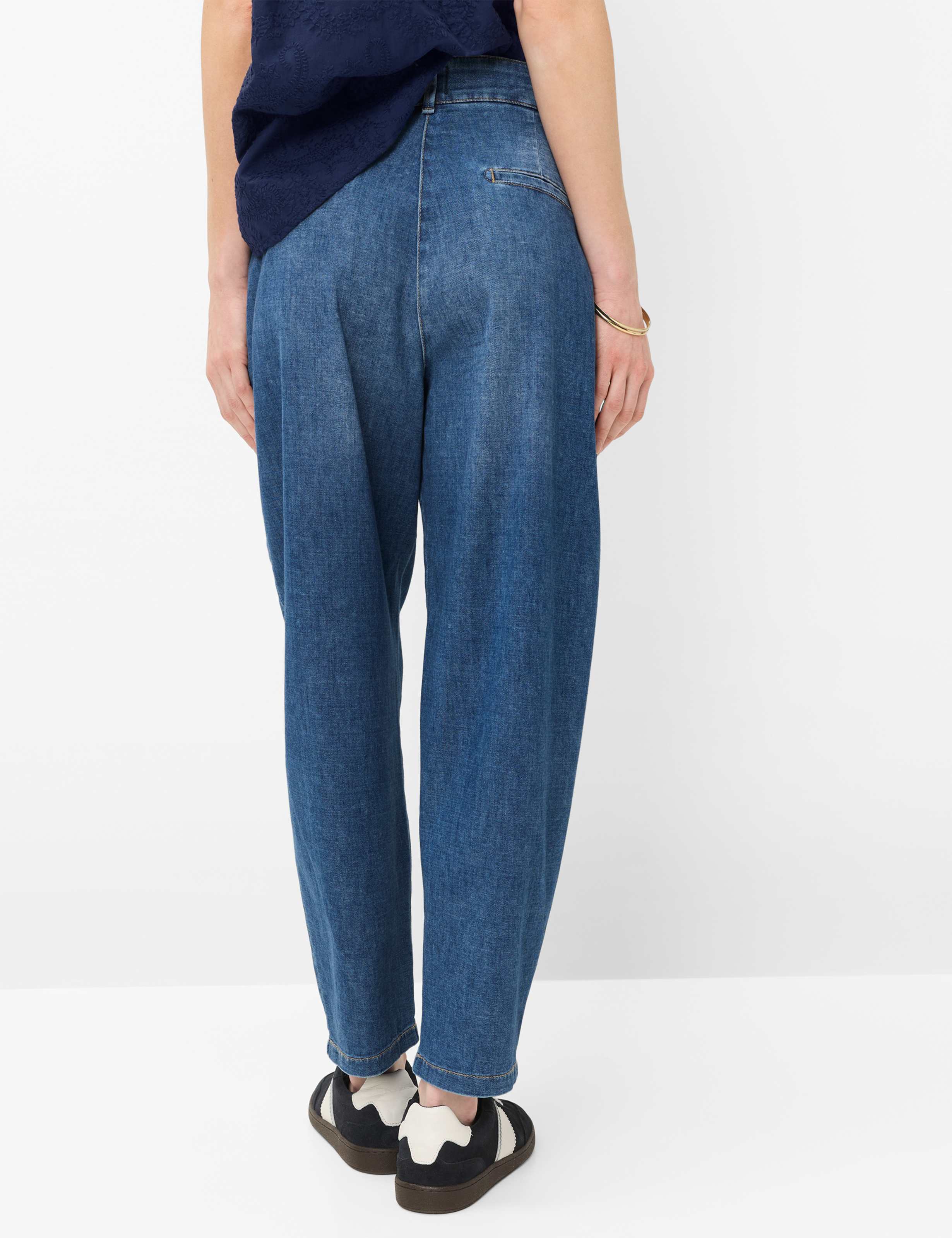 Tons bleus, Femme, Style MEGAN S, MODEL_RUECK_ISHOP