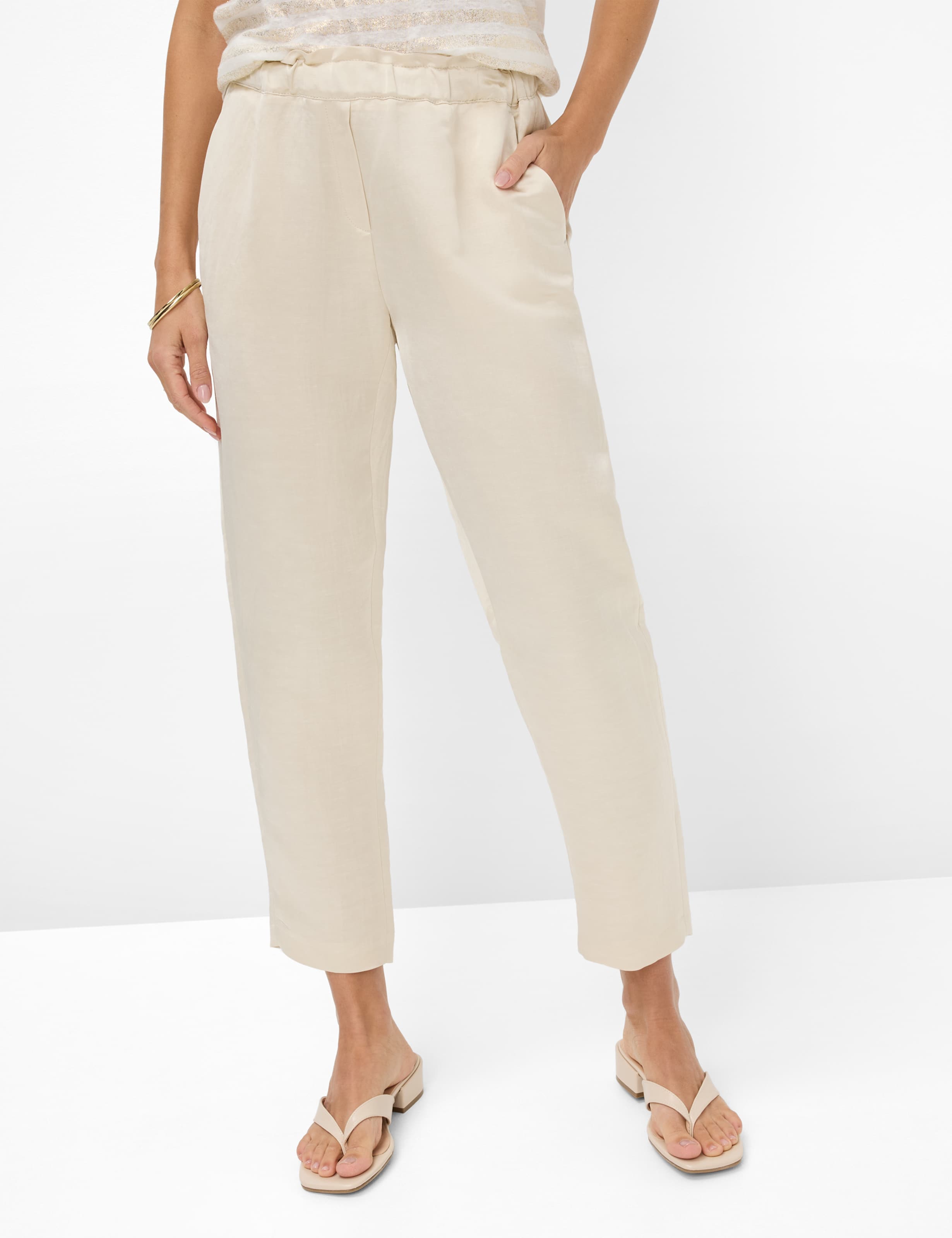 Shades of White, Women, Style MONA S, MODEL_FRONT_ISHOP