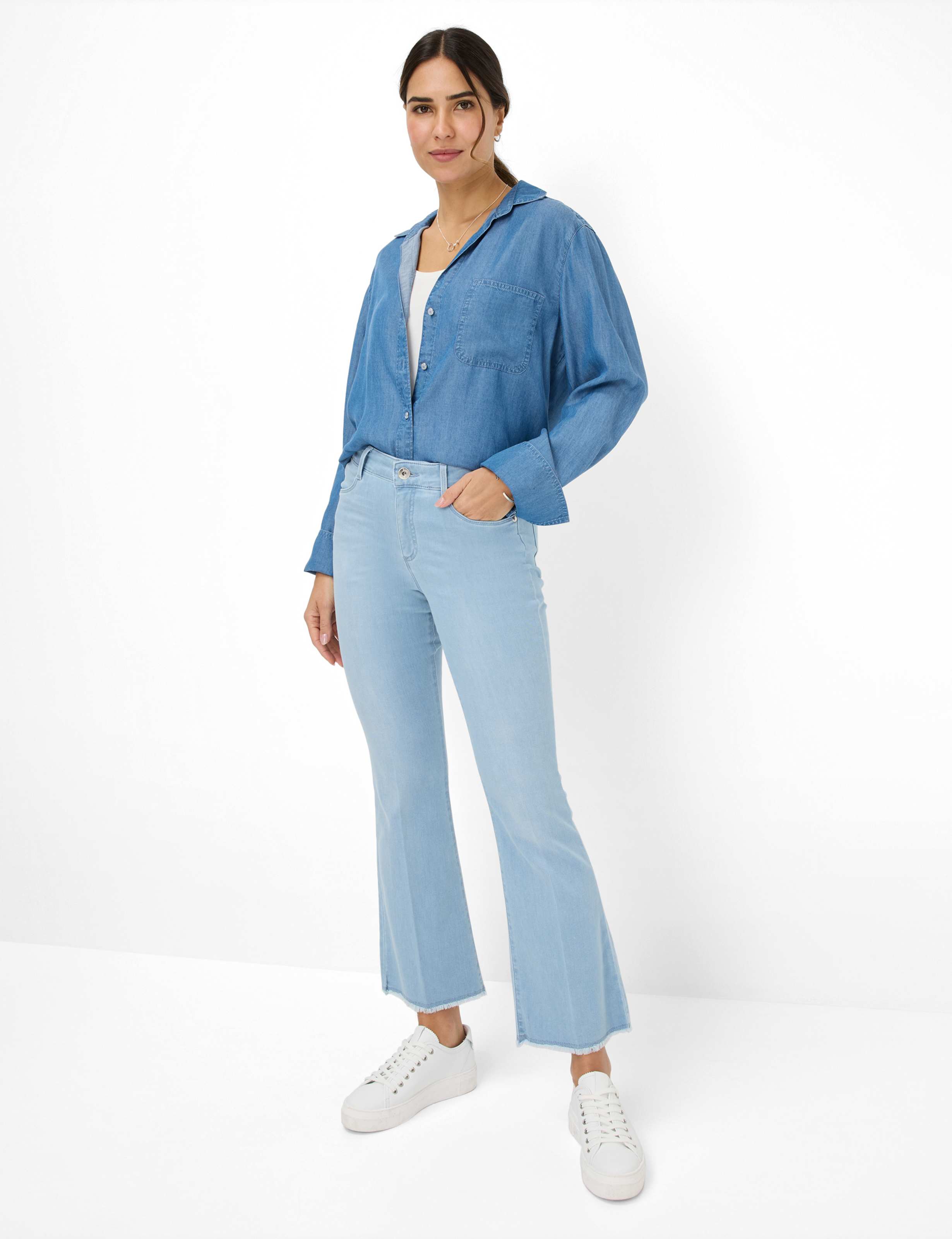 Women Style SHAKIRA S Denim Blue Slim Fit Model Outfit