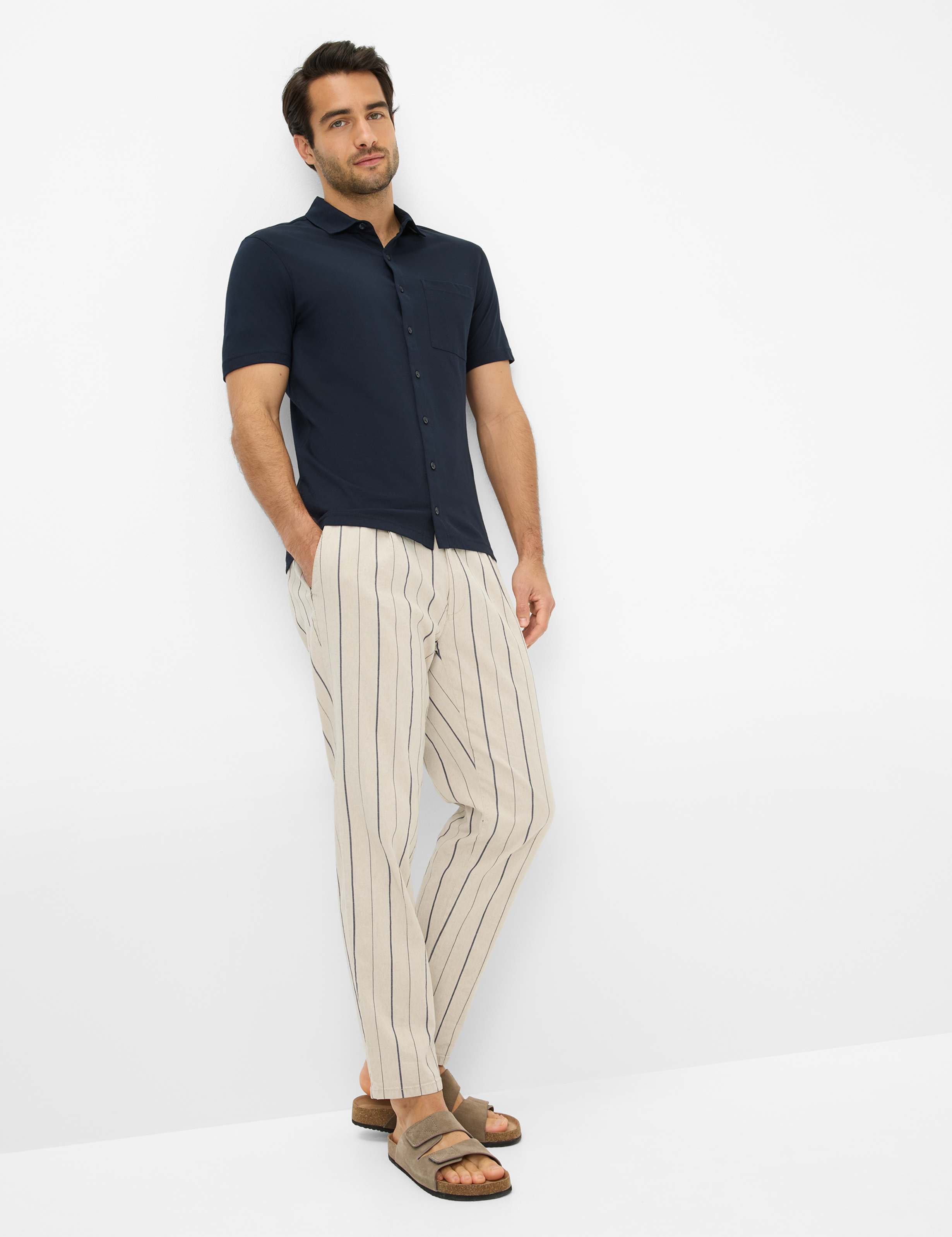 Men Style PIROZ Dark Blue  Model Outfit