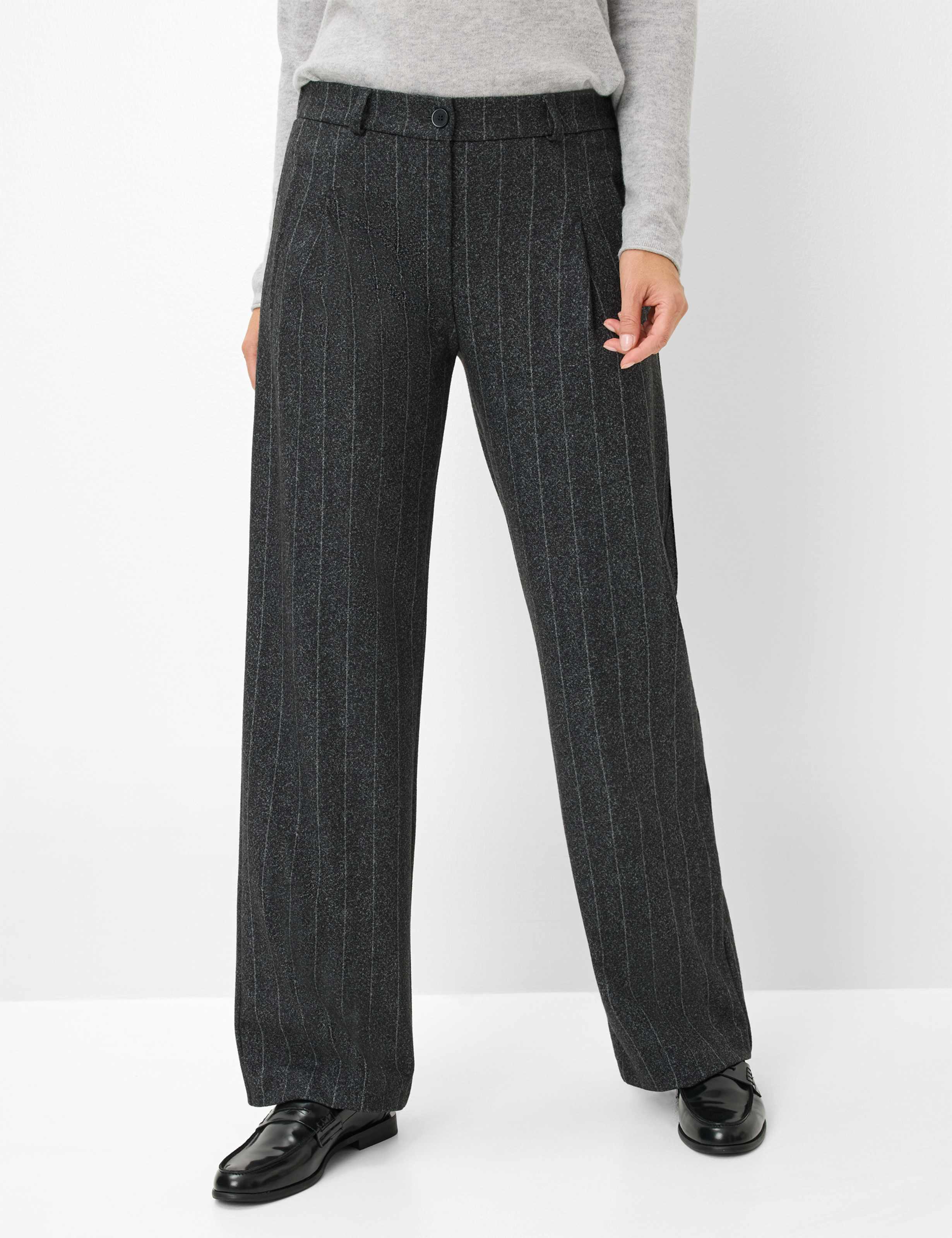 Grautöne, Damen, Style PEGGY FLARED, MODEL_FRONT_ISHOP