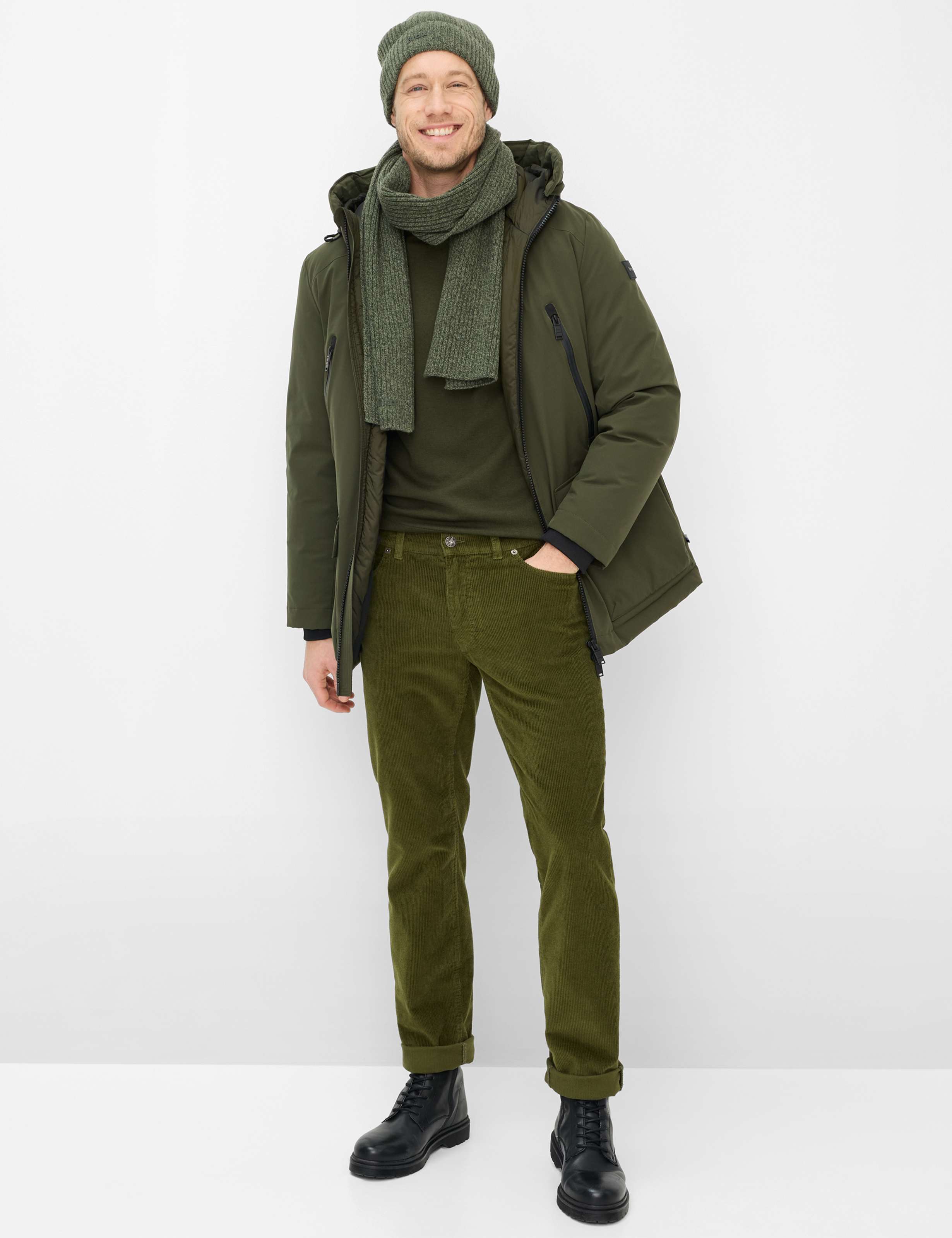 Herre Style COOPER Grøn Regular Fit Model Outfit