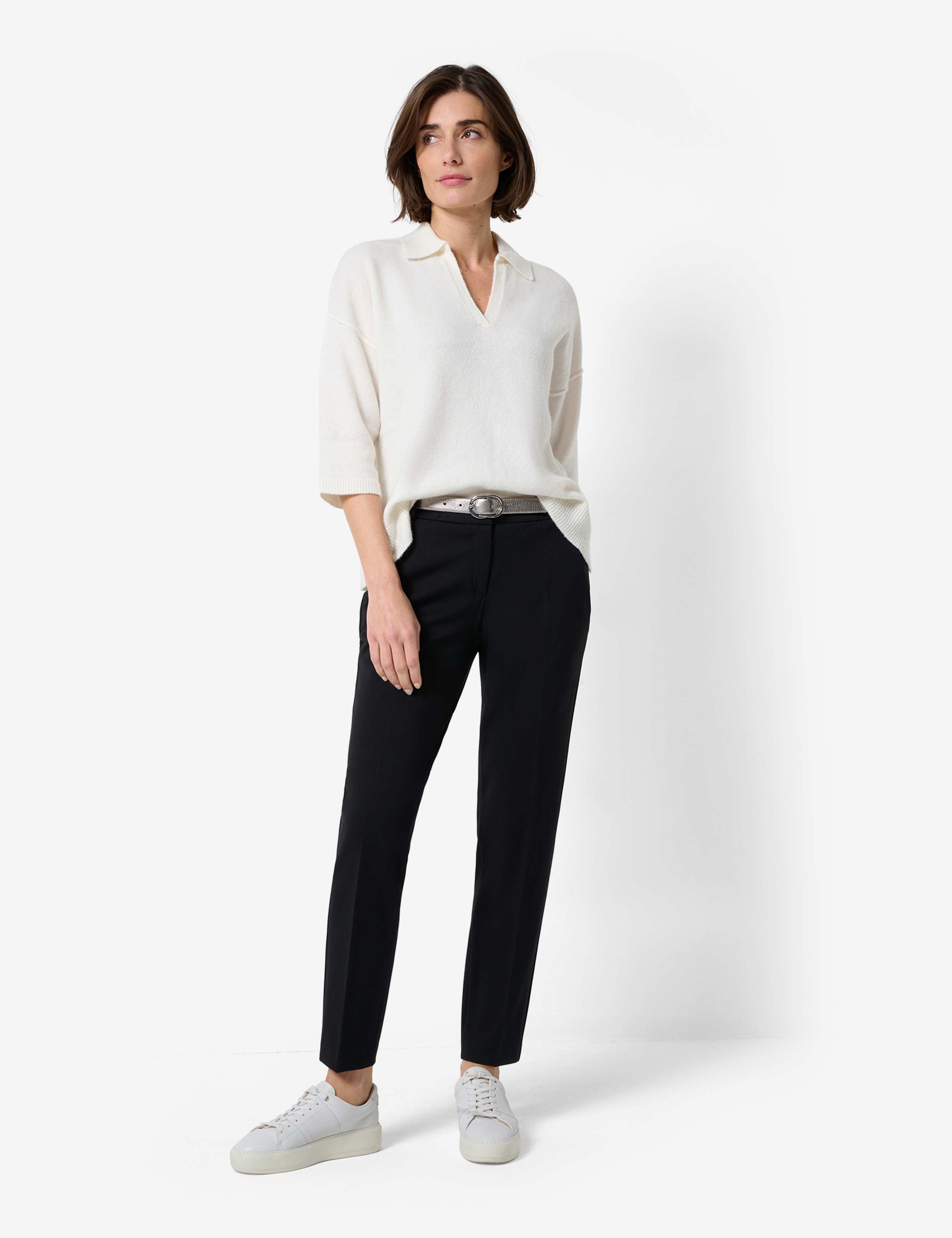 Damen Style MARON S Schwarz Regular Fit Model Outfit
