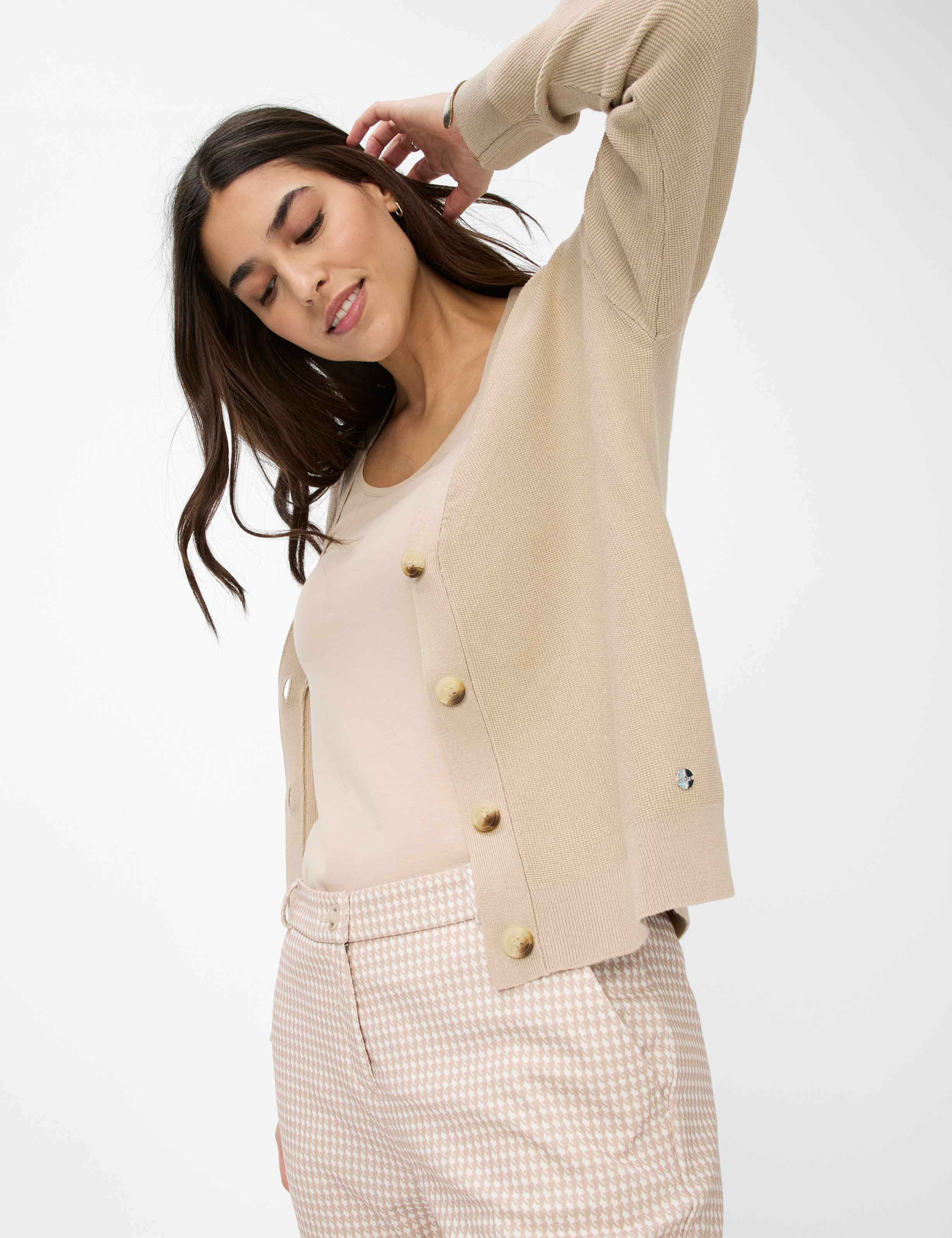 Women Style ANIQUE Beige  Detail 1