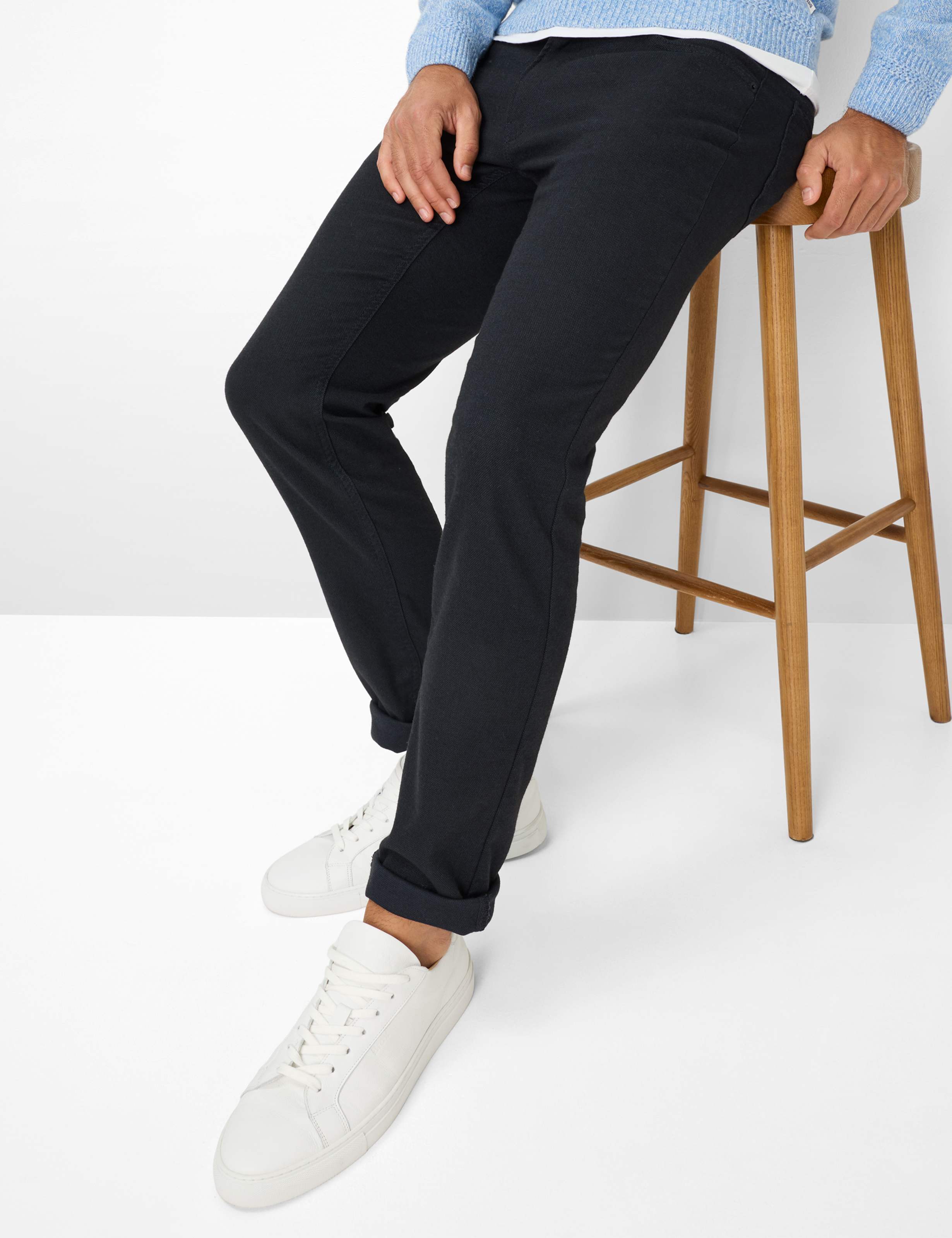 Heren Style CHUCK Donkerblauw Modern Fit Detail 1