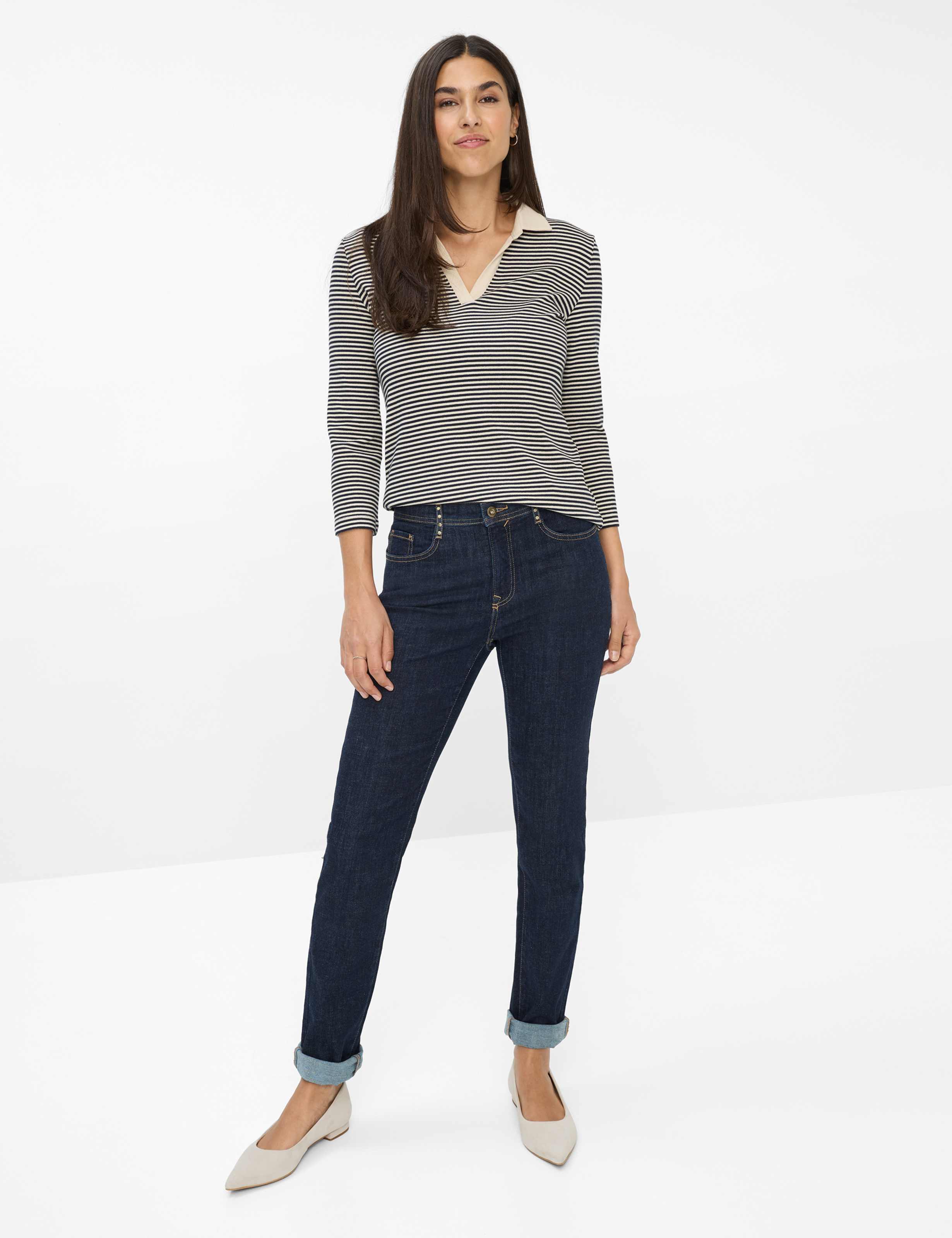 Women Style MARY Denim Dark Blue Regular Fit Model Outfit