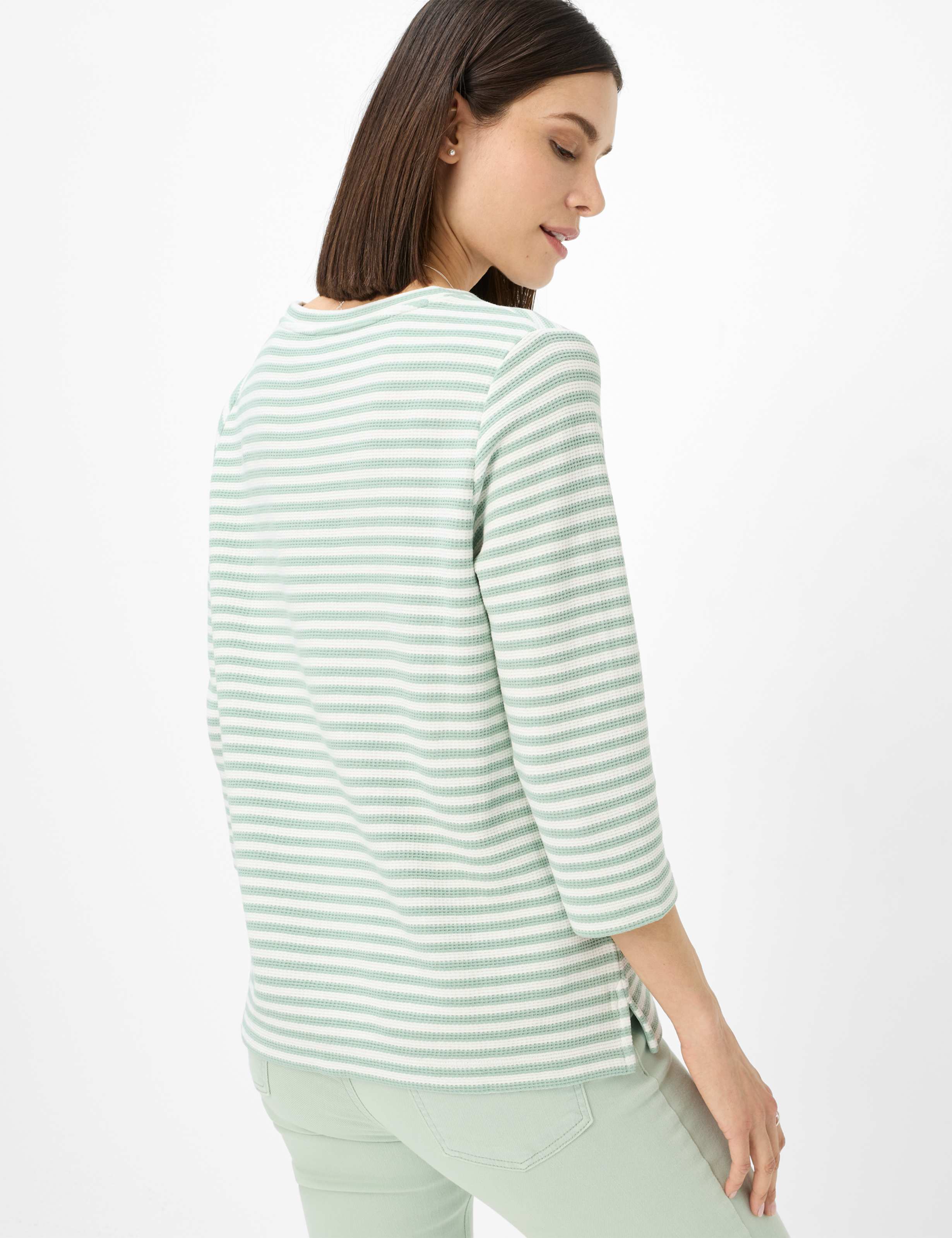 Women Style BONNIE Light Green  Model back