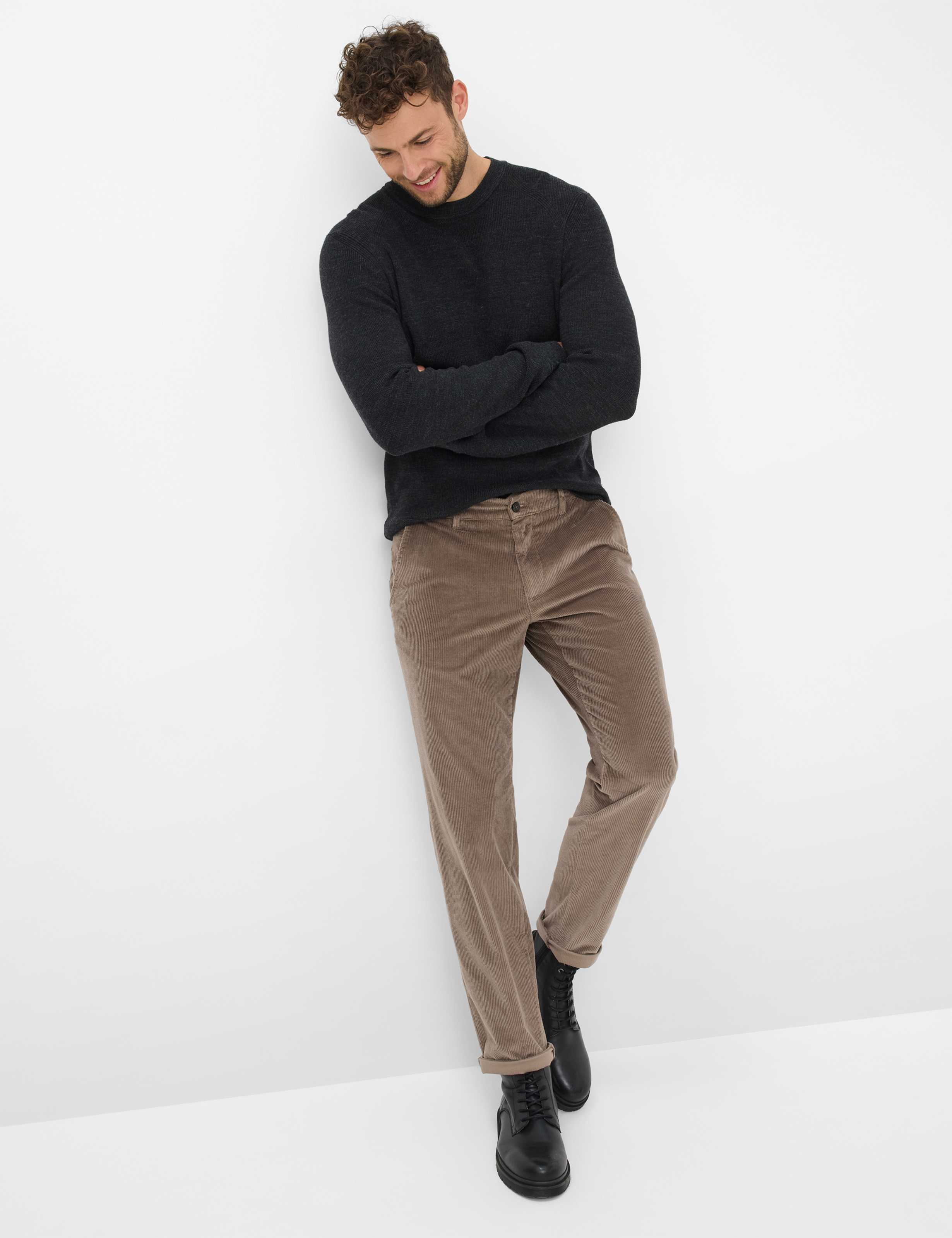 Heren Style THILO Lichtbruin Regular Fit Model outfit