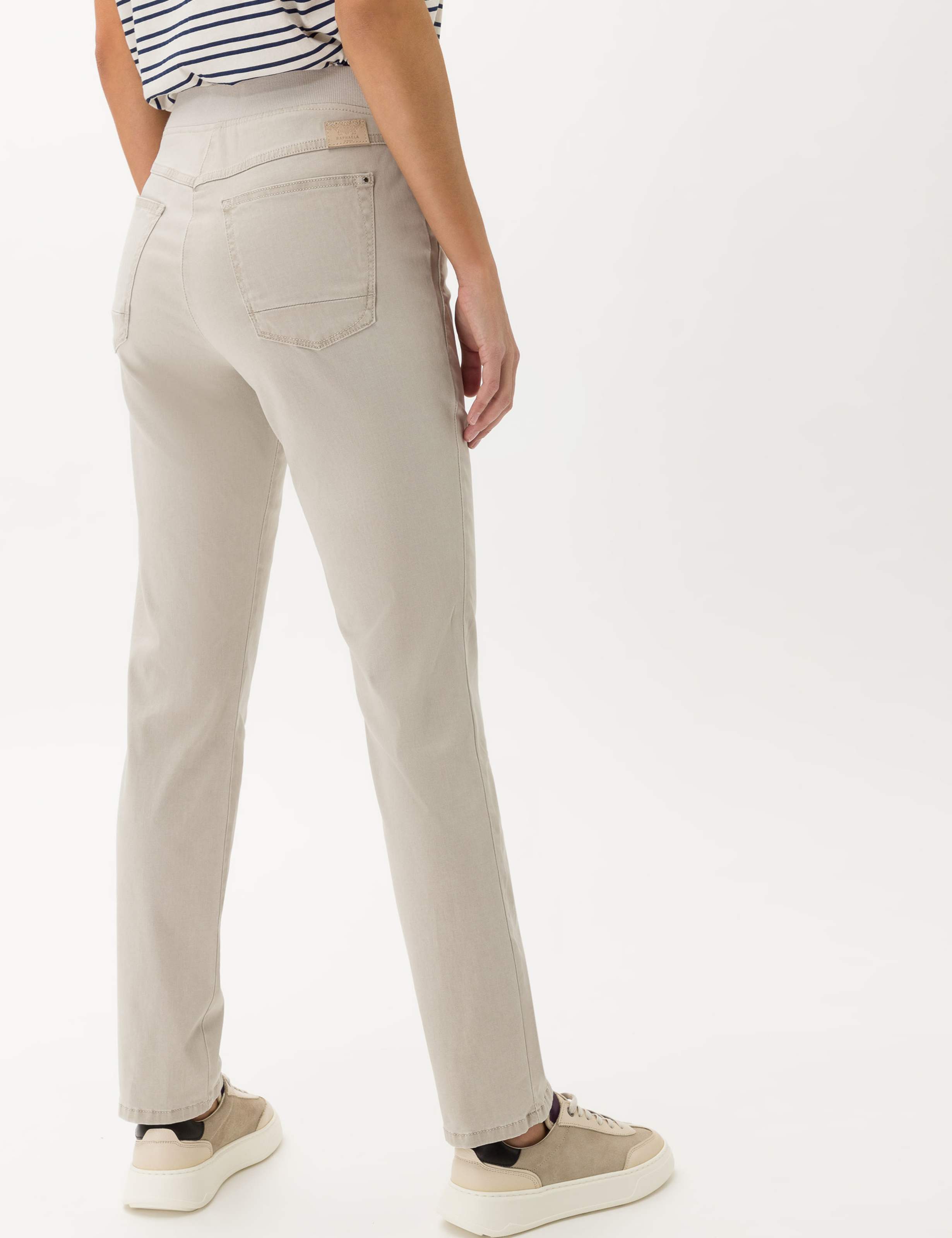 Dame Style PAMINA FUN Lysbeige Slim Fit Model Outfit