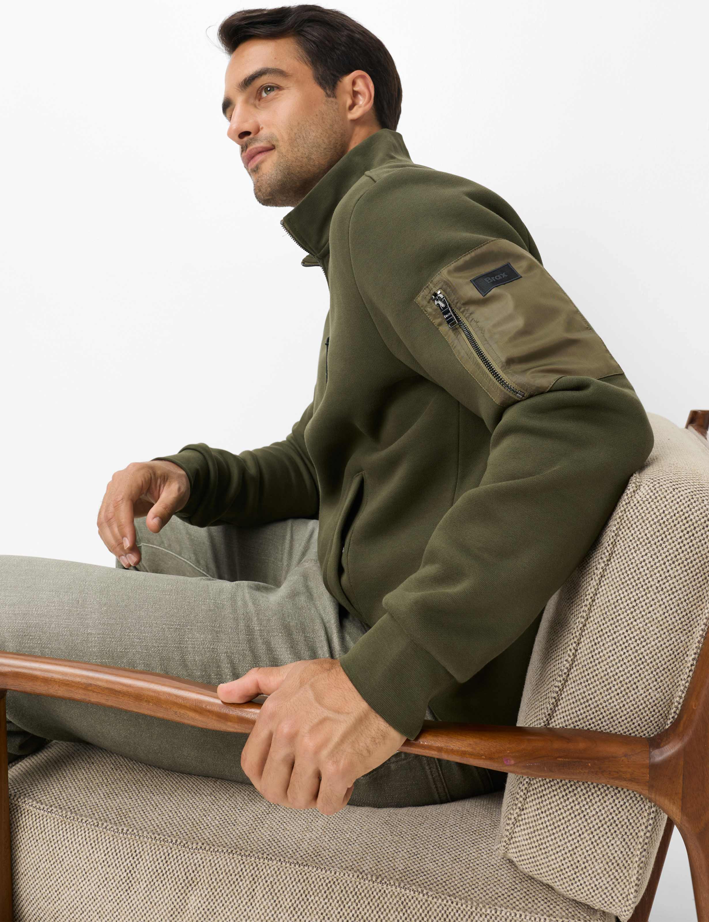 Men Style SION Green – Olive  Detail 1