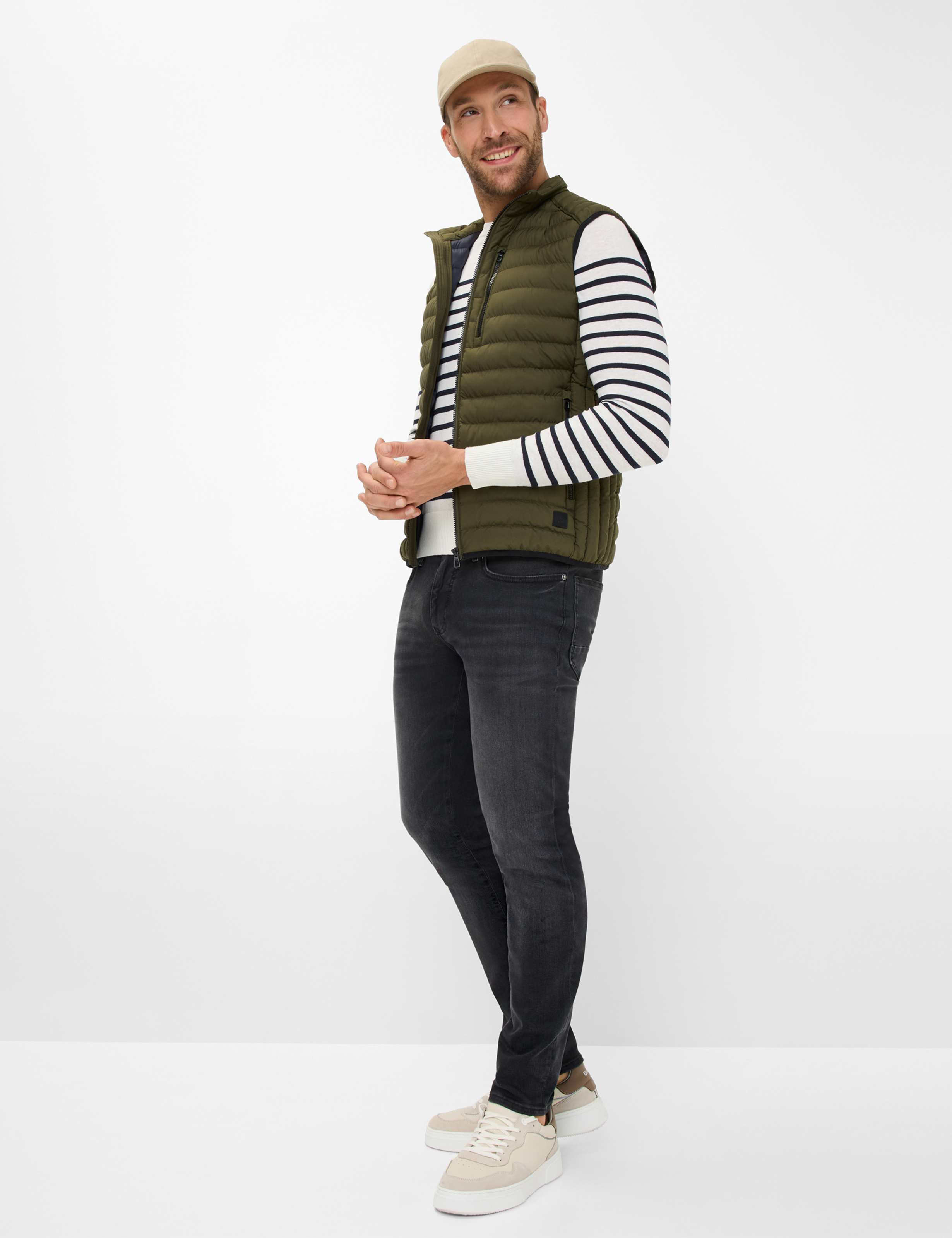 Herre Style WILLIS Grøn - Olive  Model Outfit