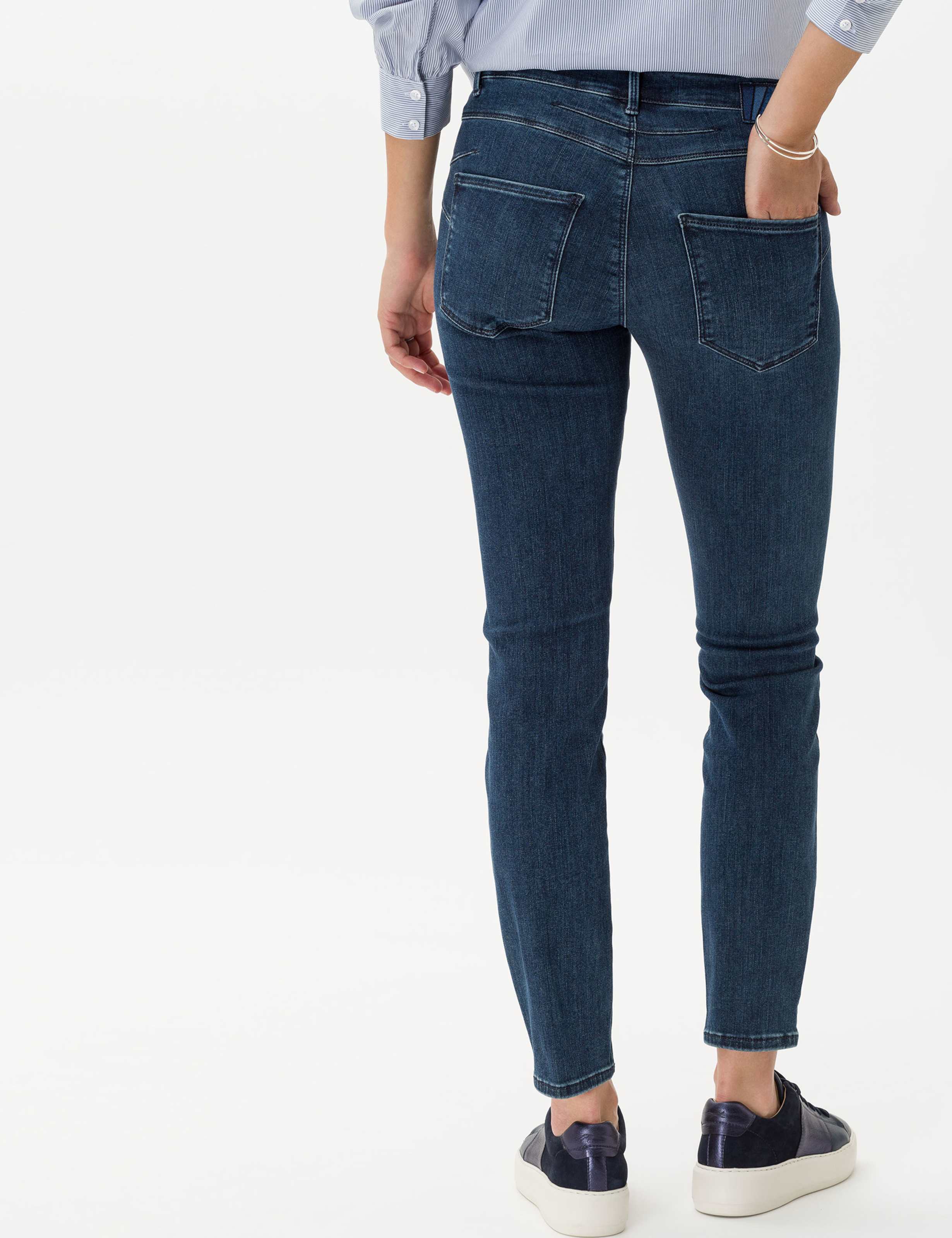 Damen Style ANA Denim Blau Skinny Fit Model Rueck