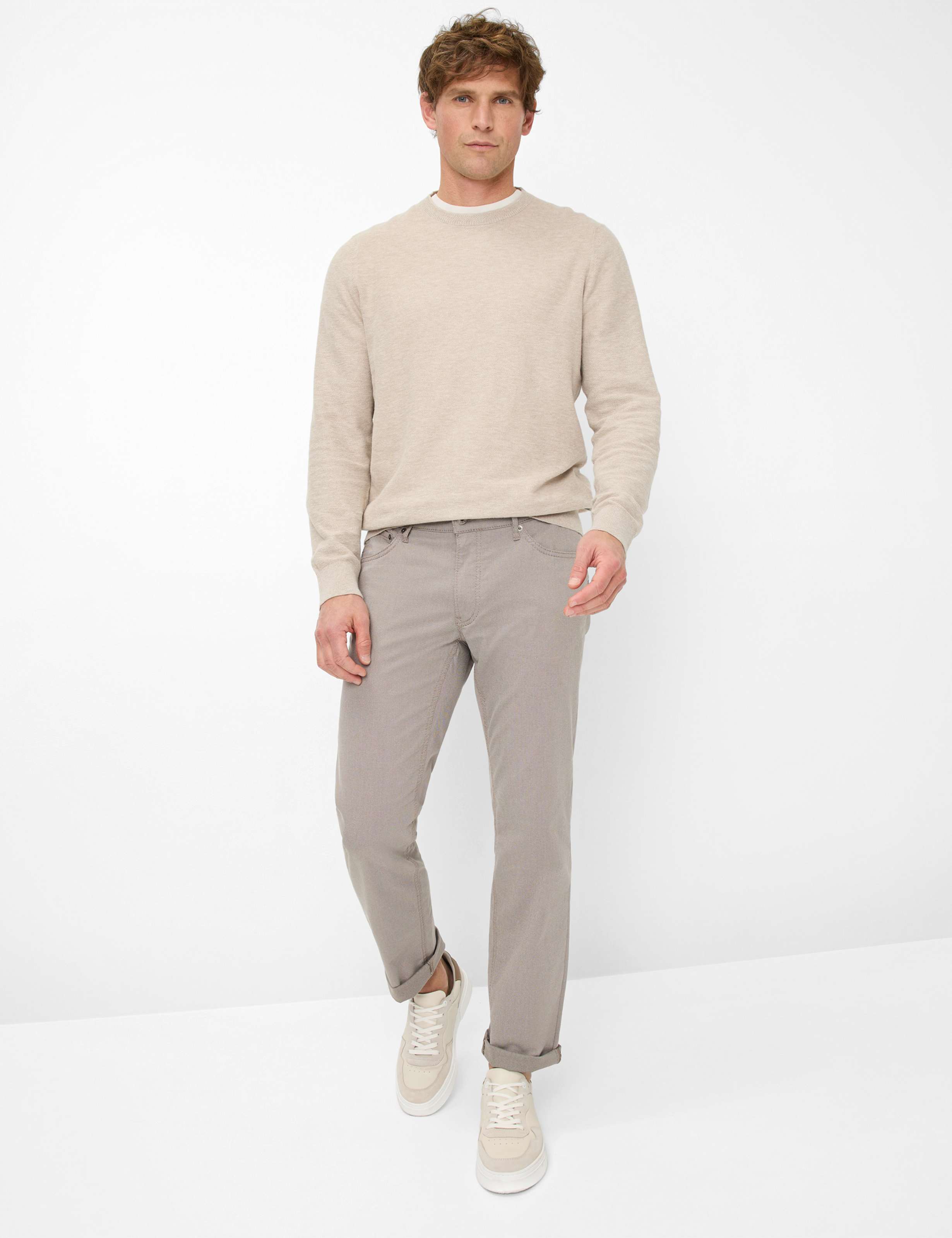 Herren Style CHUCK Hellbraun Modern Fit Model Outfit