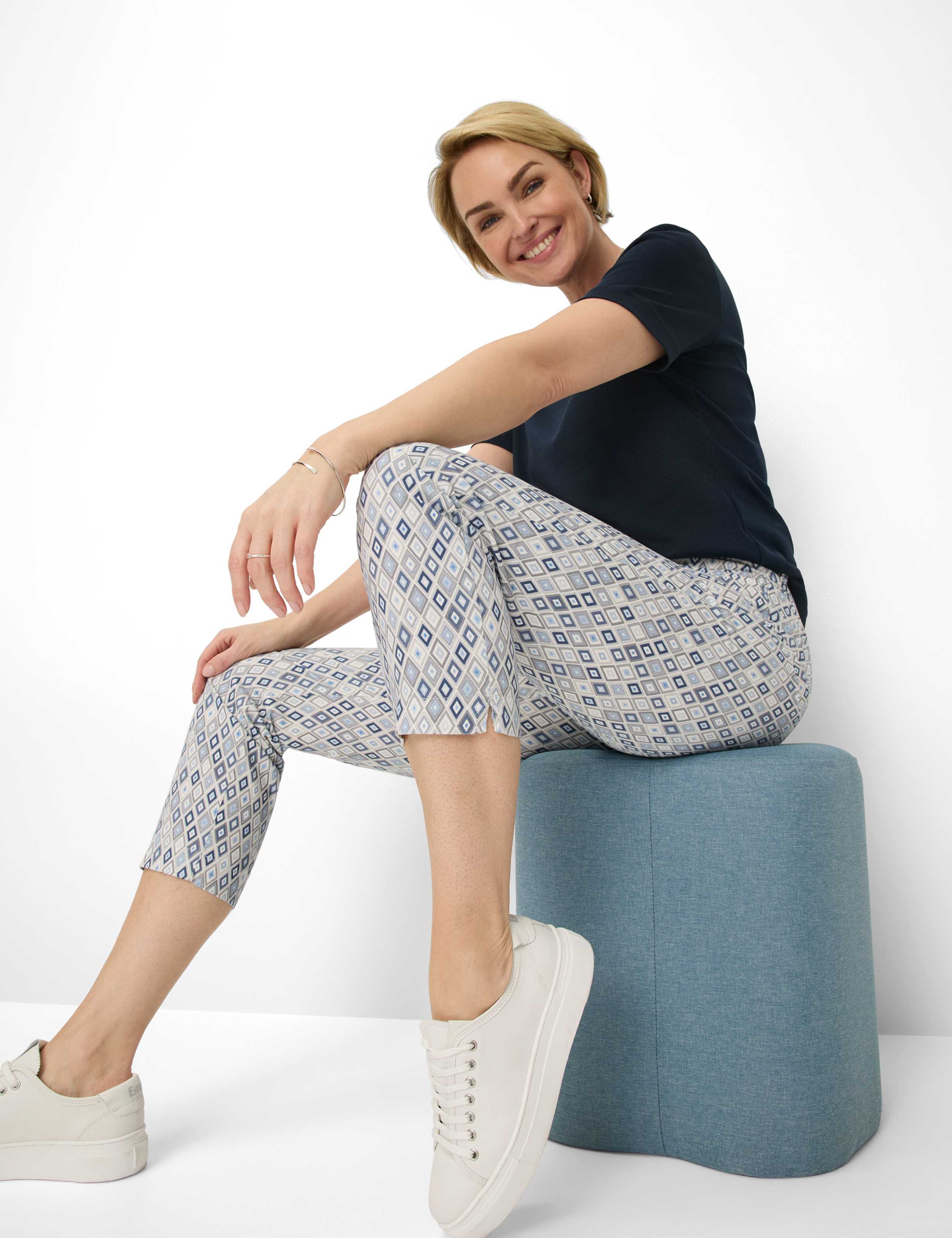 Damen Style LORELLA Mehrfarbig Super Slim Fit Detail 1