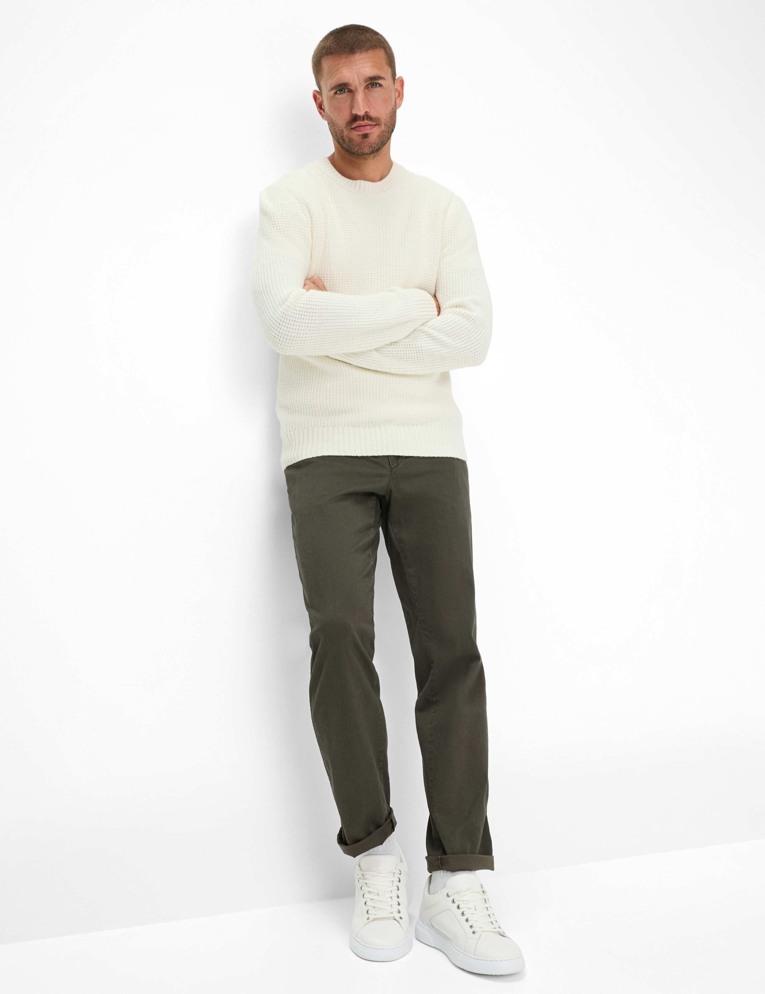 Heren Style EVANS Groen - Olijf Regular Fit Model outfit