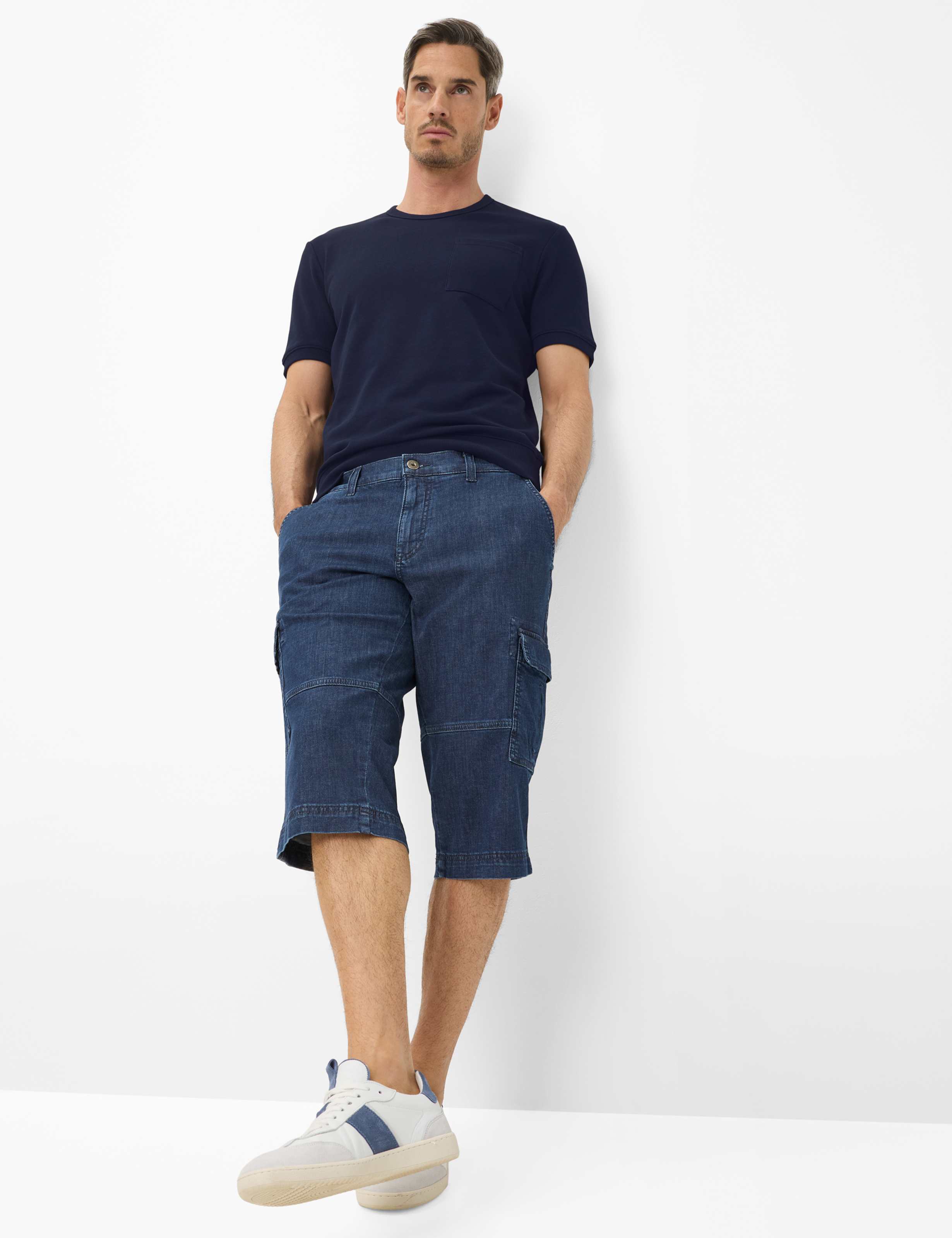 Herren Style BILL Dunkelblau Regular Fit Model Outfit