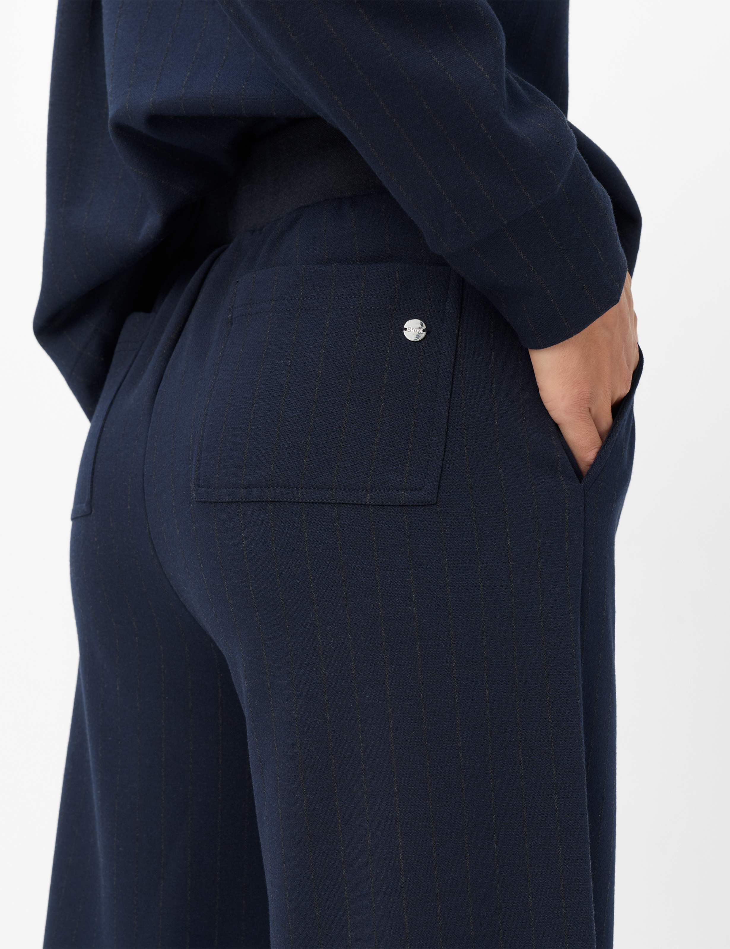 Women Style MAINE Dark Blue  Detail 2