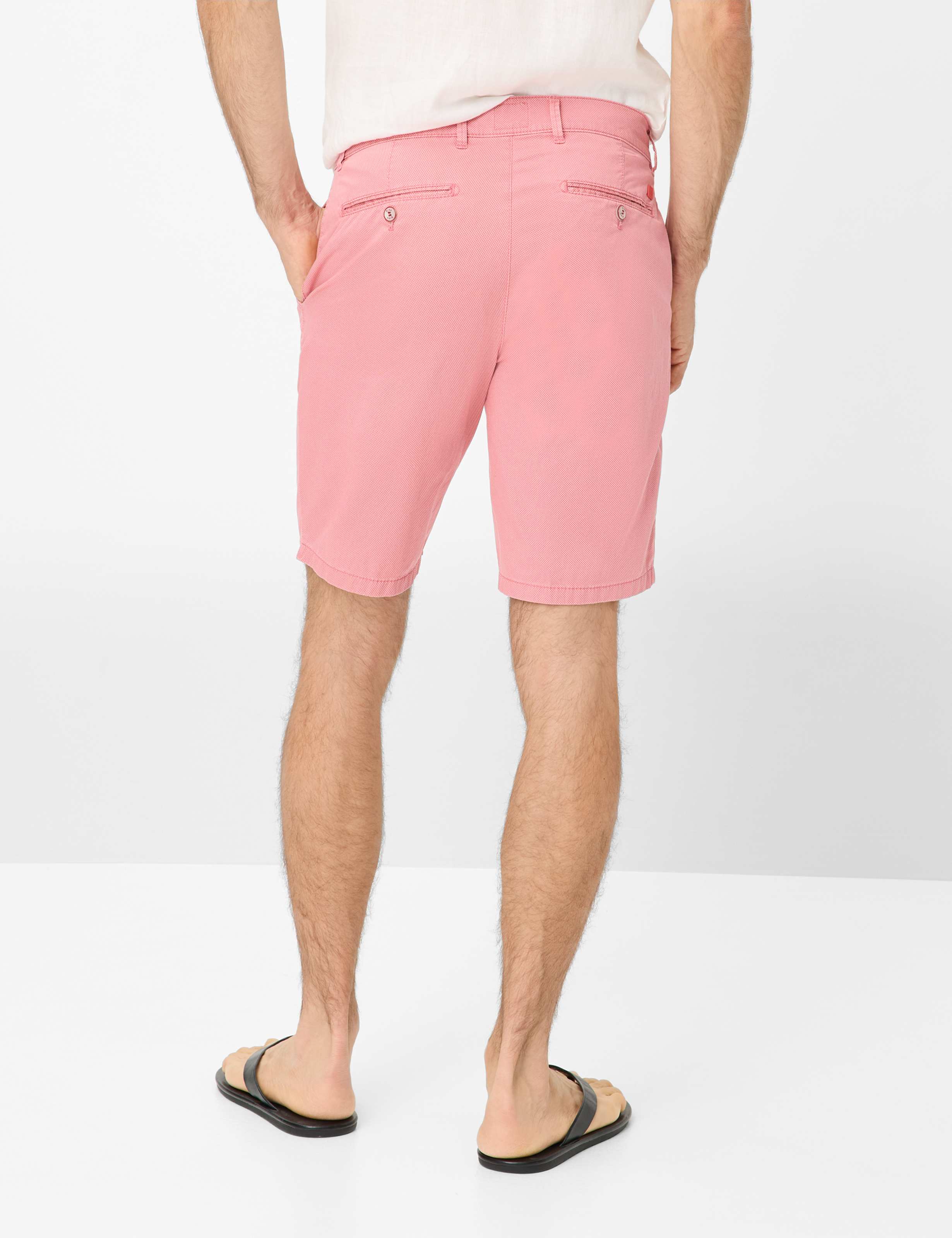 Heren Style BOZEN Lichtrood Regular Fit Model achterkant
