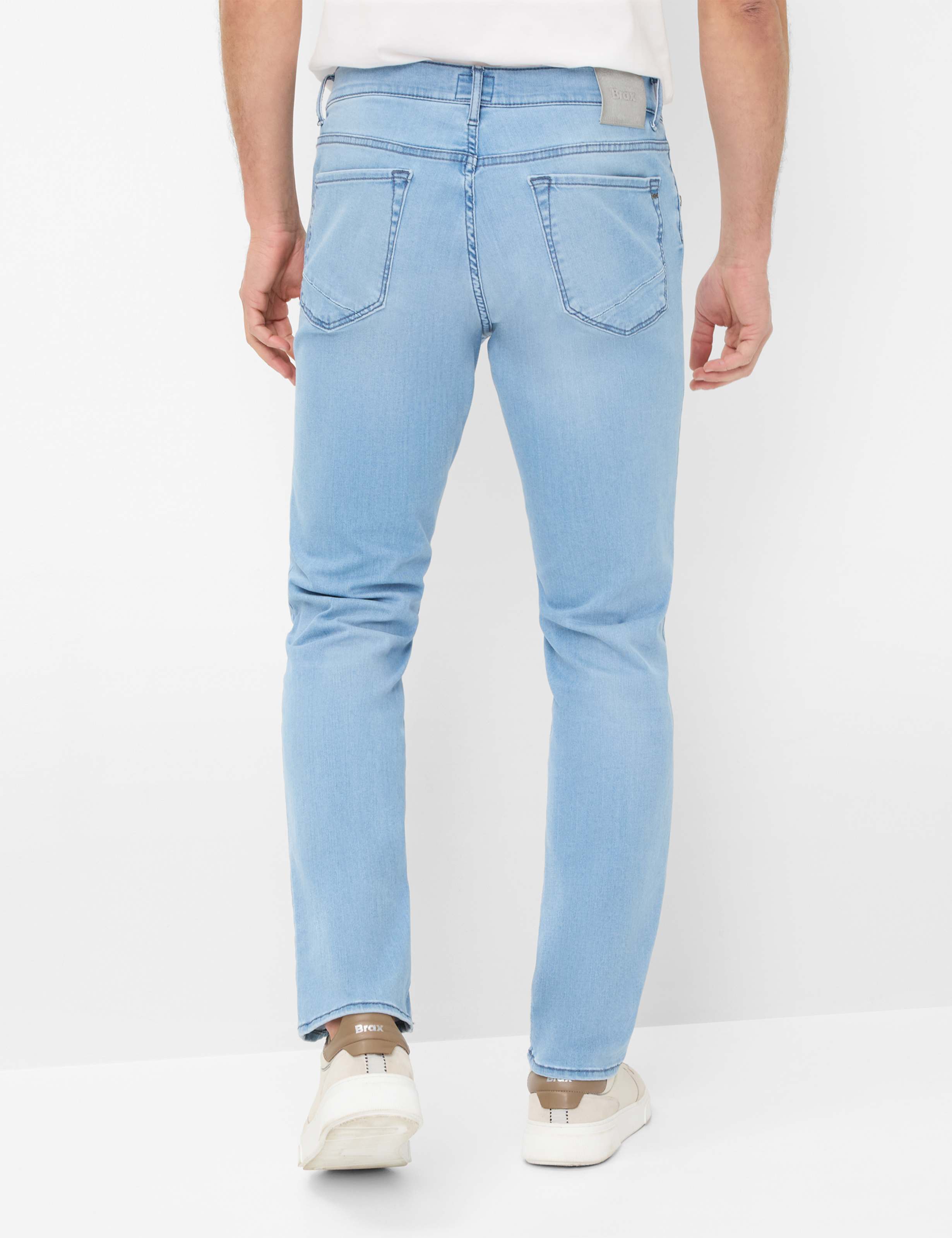 Men Style CHUCK Denim Blue Modern Fit Model back