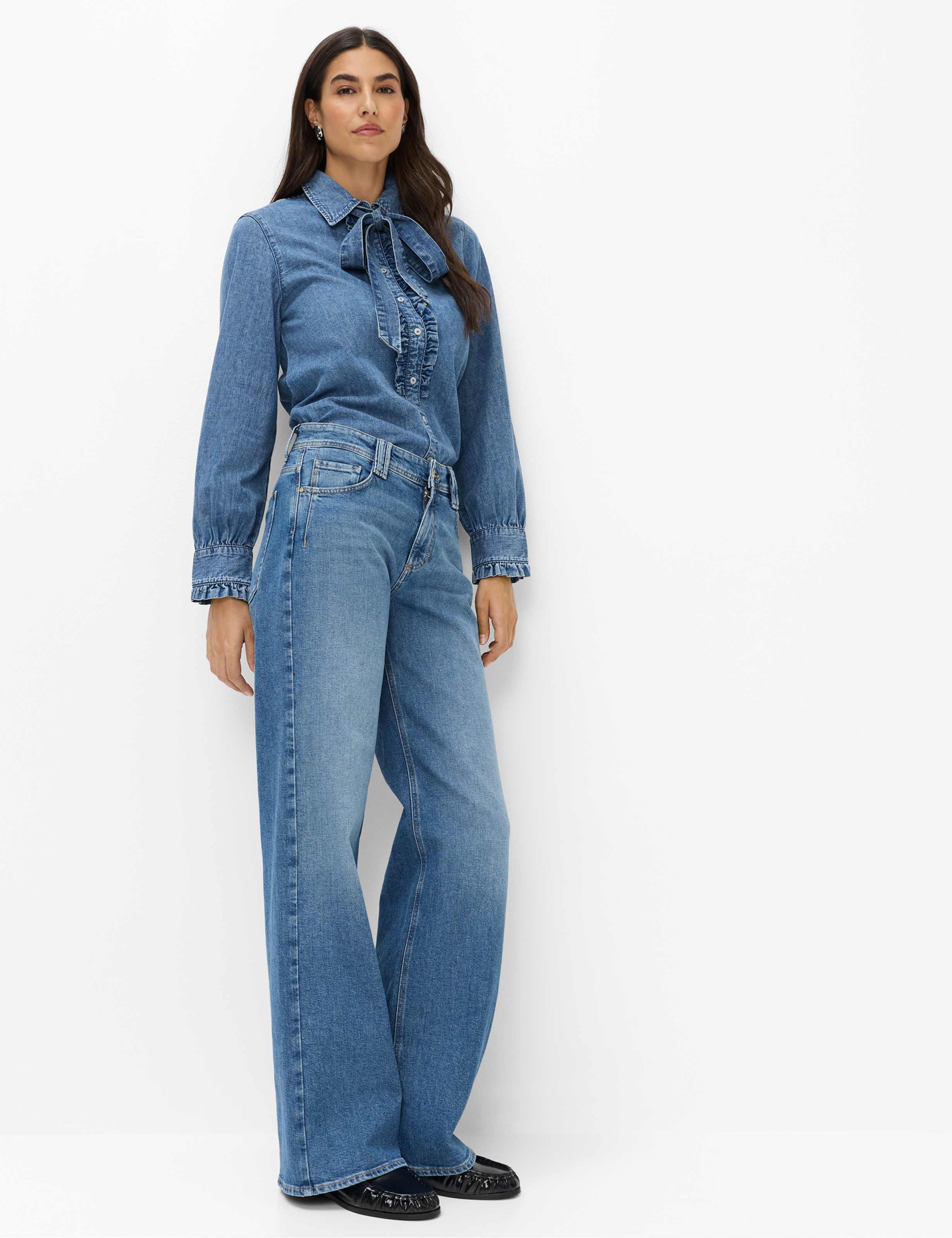 Women Style MAINE Denim Blue Wide Leg Model Outfit