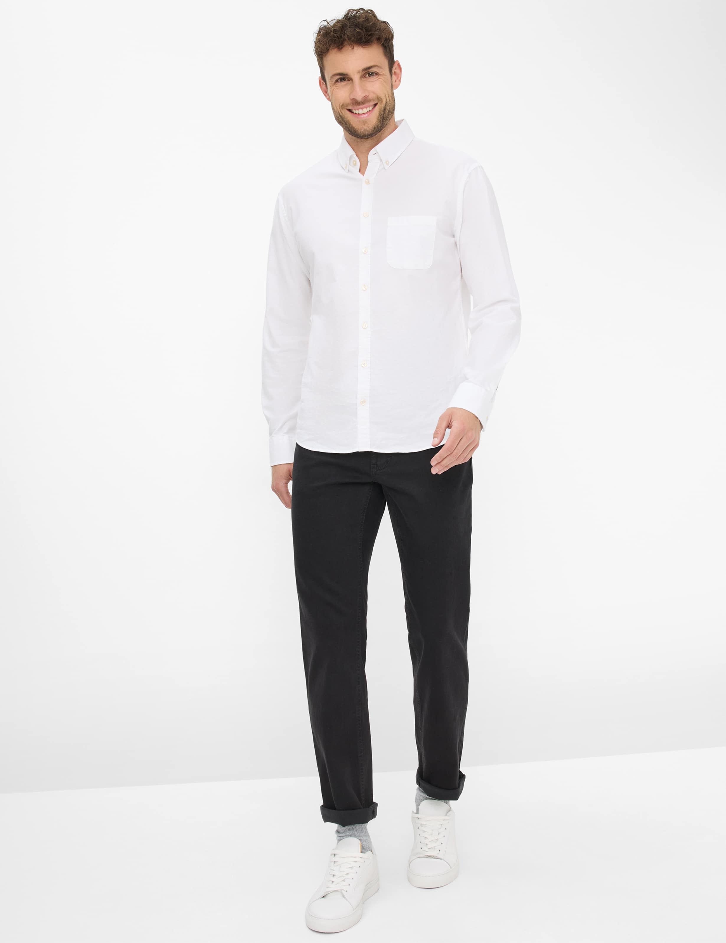 Homme Style CARLOS Denim Noir Regular Fit Tenue du mannequin