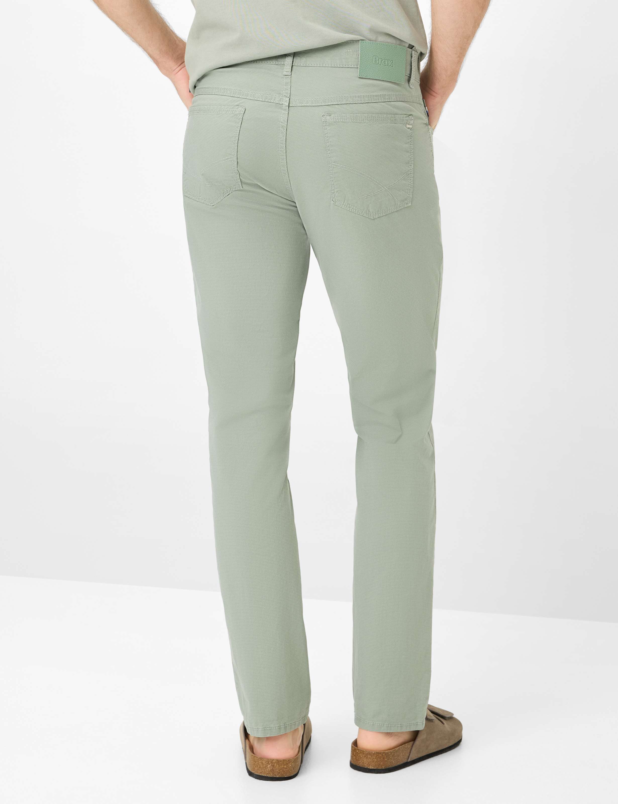 Herren Style COOPER Hellgrün Regular Fit Model Rueck
