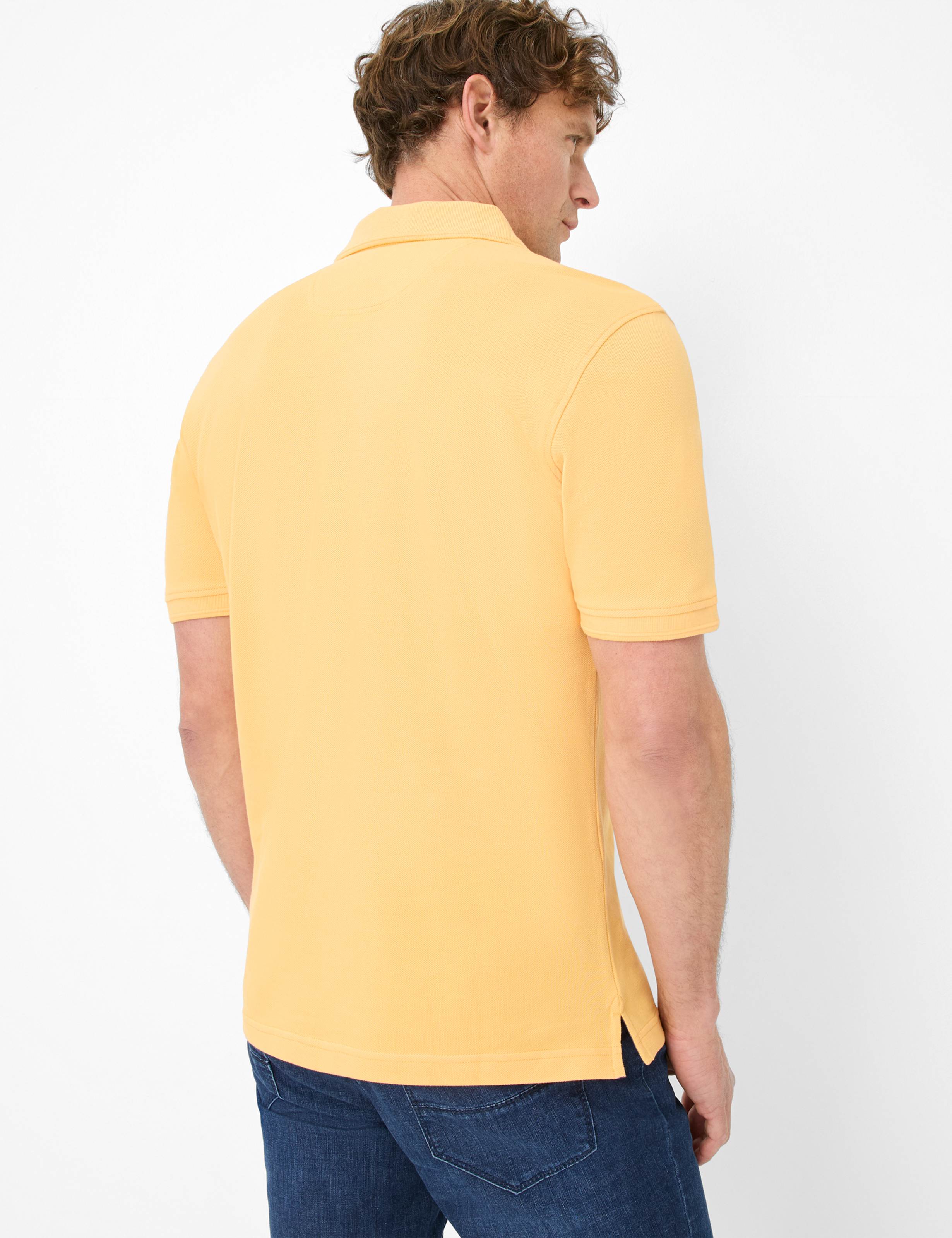 Men Style PETE Yellow  Model back
