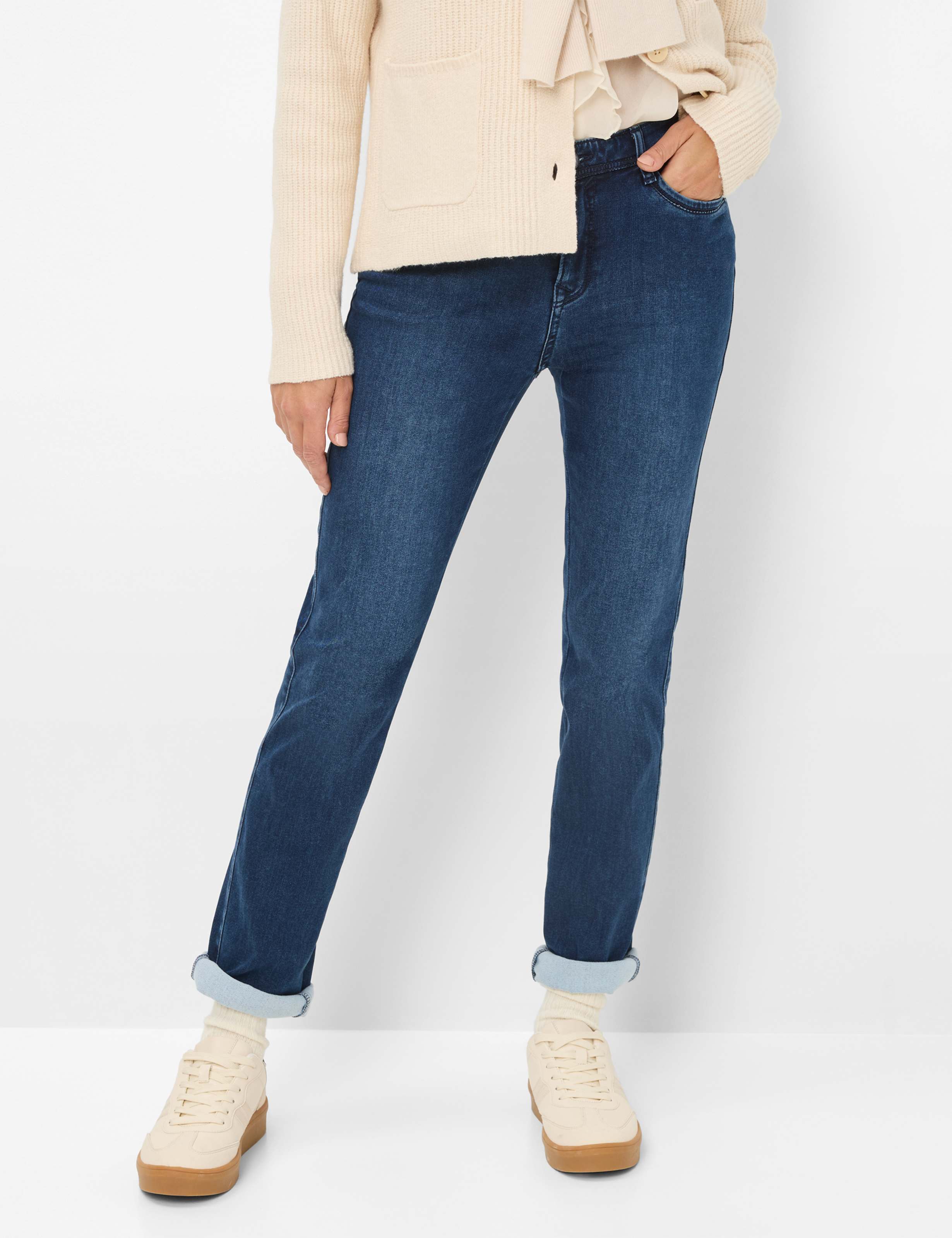 Shades of Blue, Women, Style CAROLA, MODEL_FRONT_ISHOP