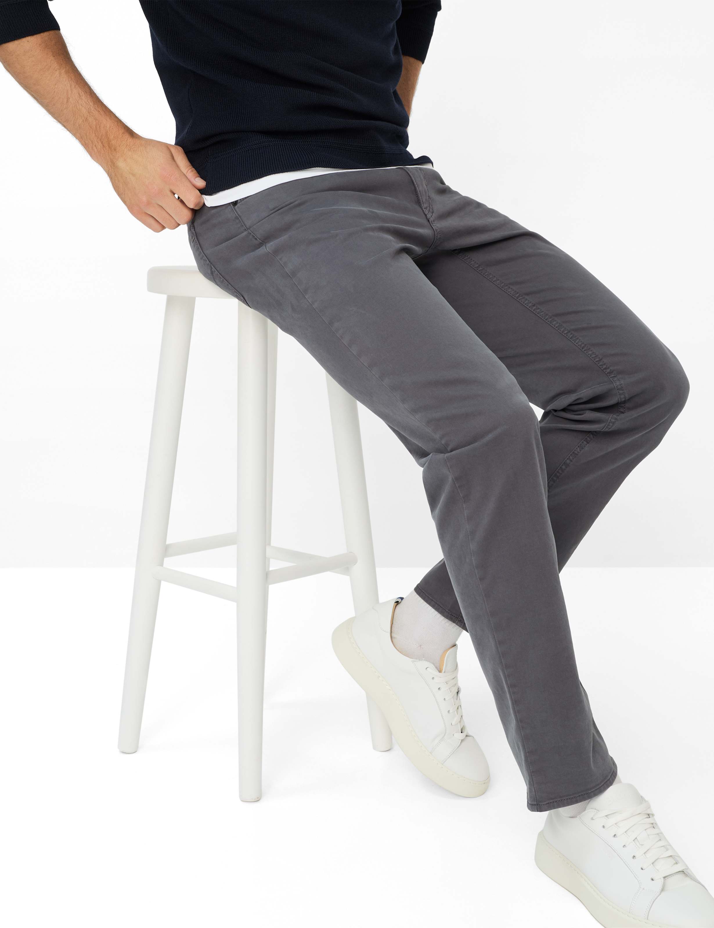Men Style COOPER Dark Gray Regular Fit Detail 1