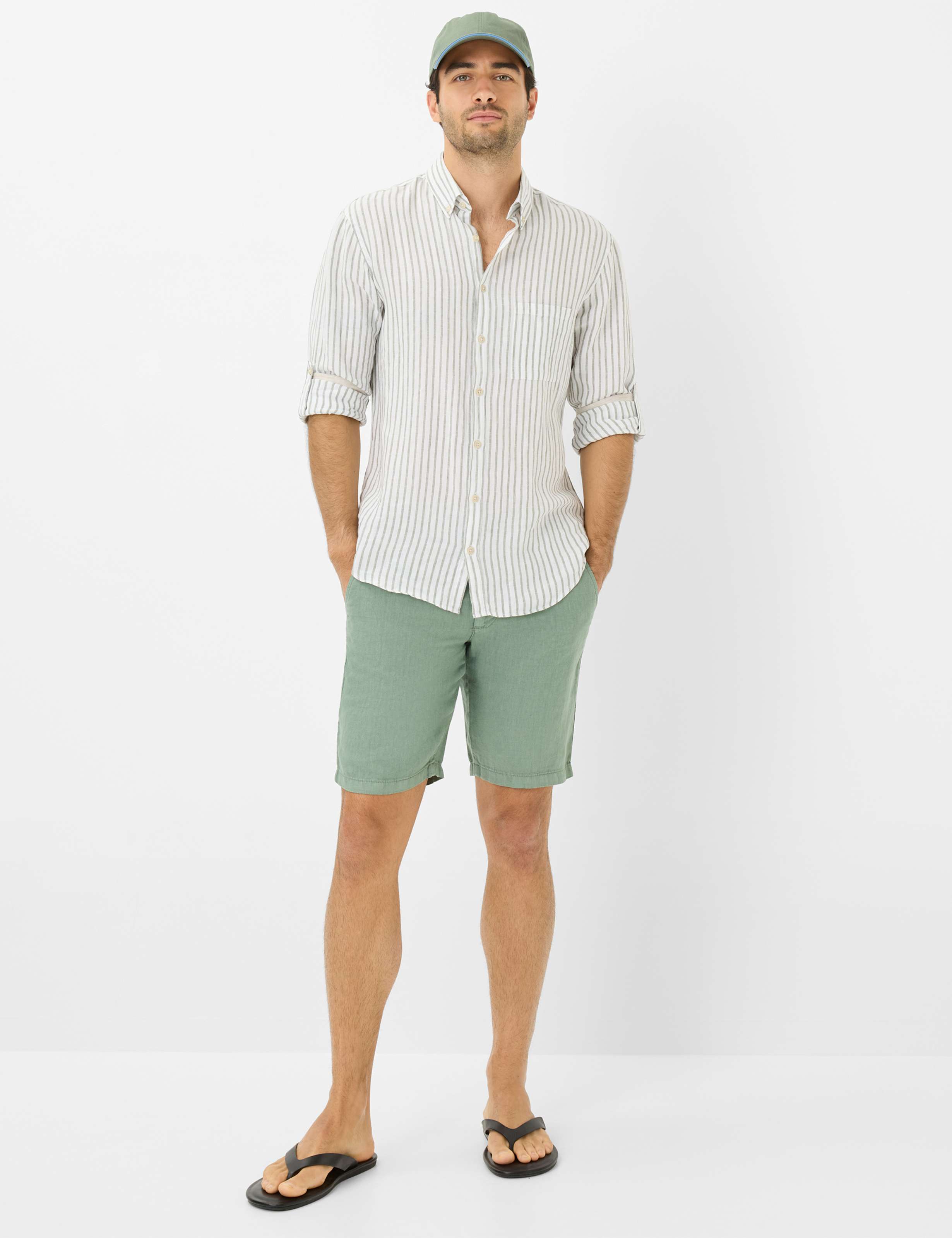 Herren Style BALU Grün Modern Fit Model Outfit