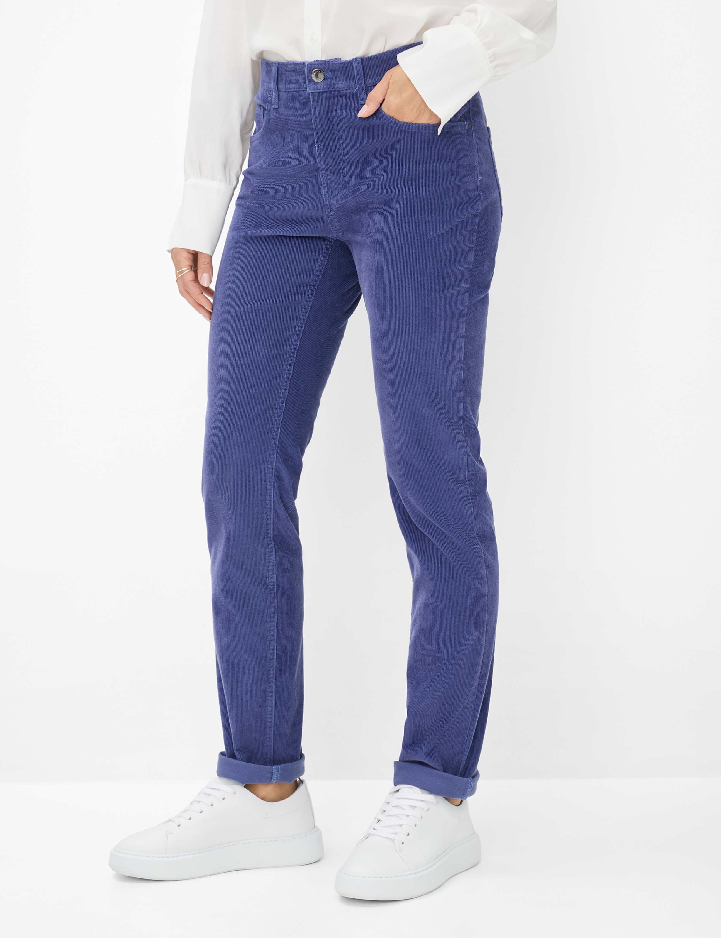 Shades of purple, Women, Style CAROLA, MODEL_FRONT_ISHOP