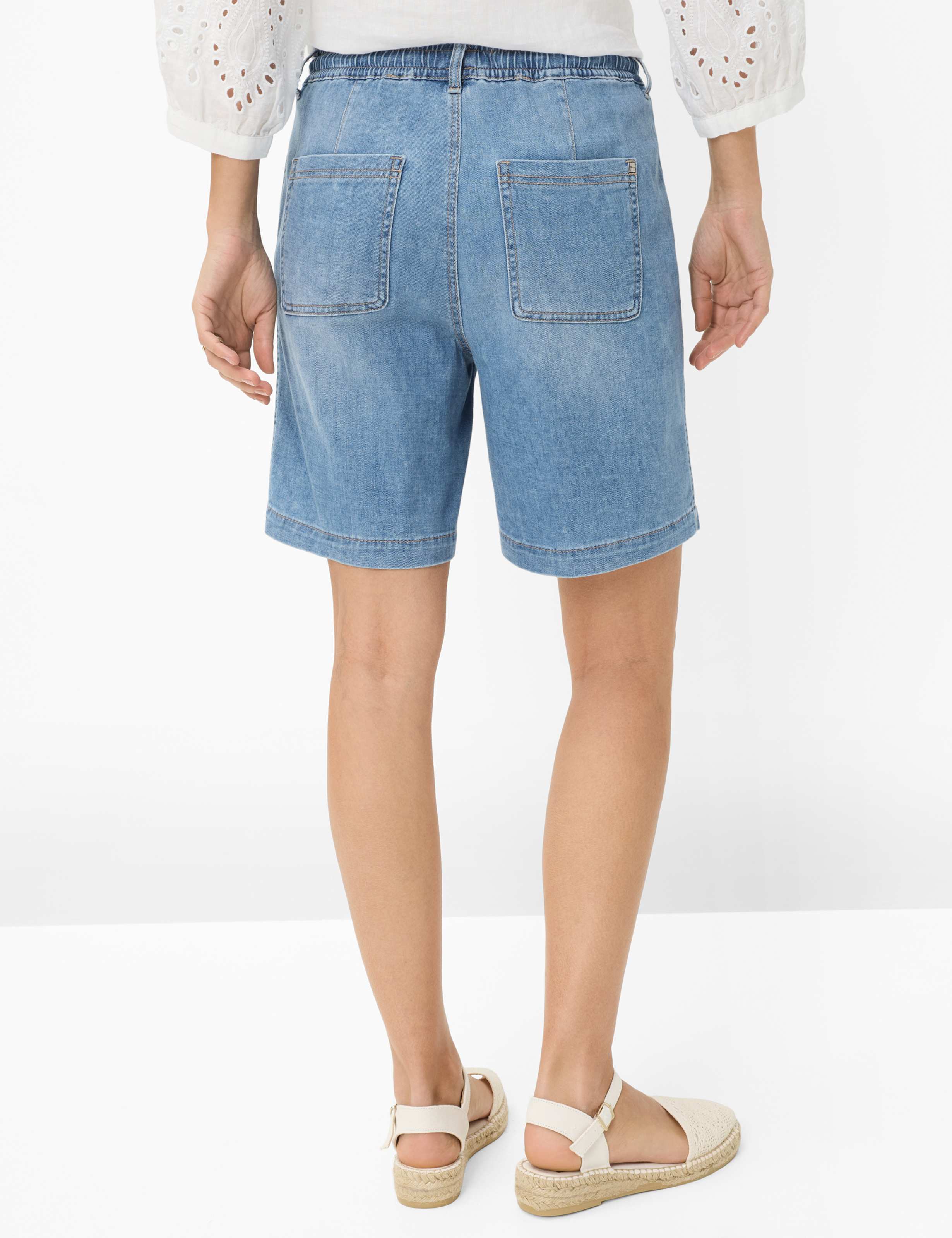 Shades of Blue, Women, Style MAINE B, MODEL_RUECK_ISHOP