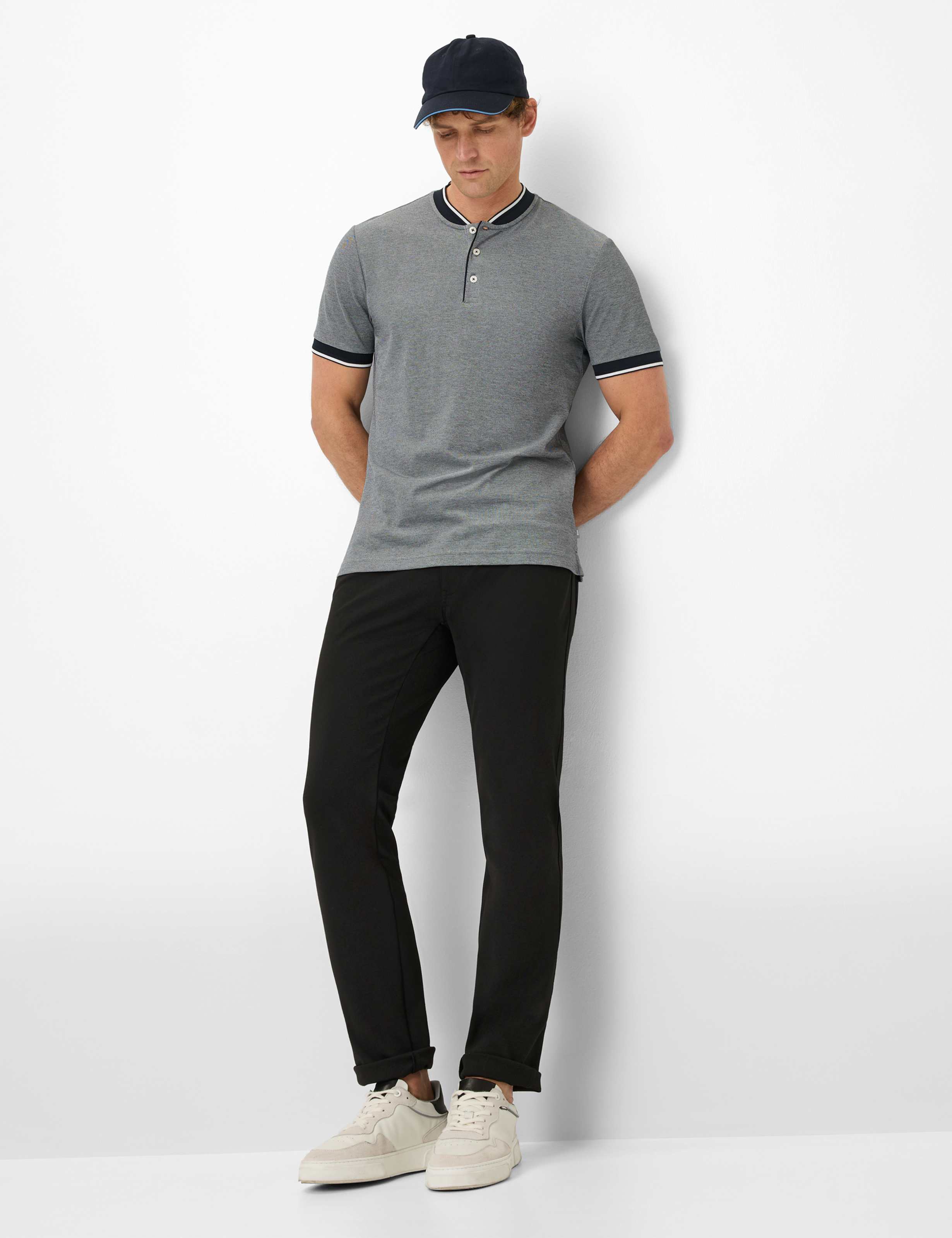 Herren Style PIERCE Dunkelblau  Model Outfit