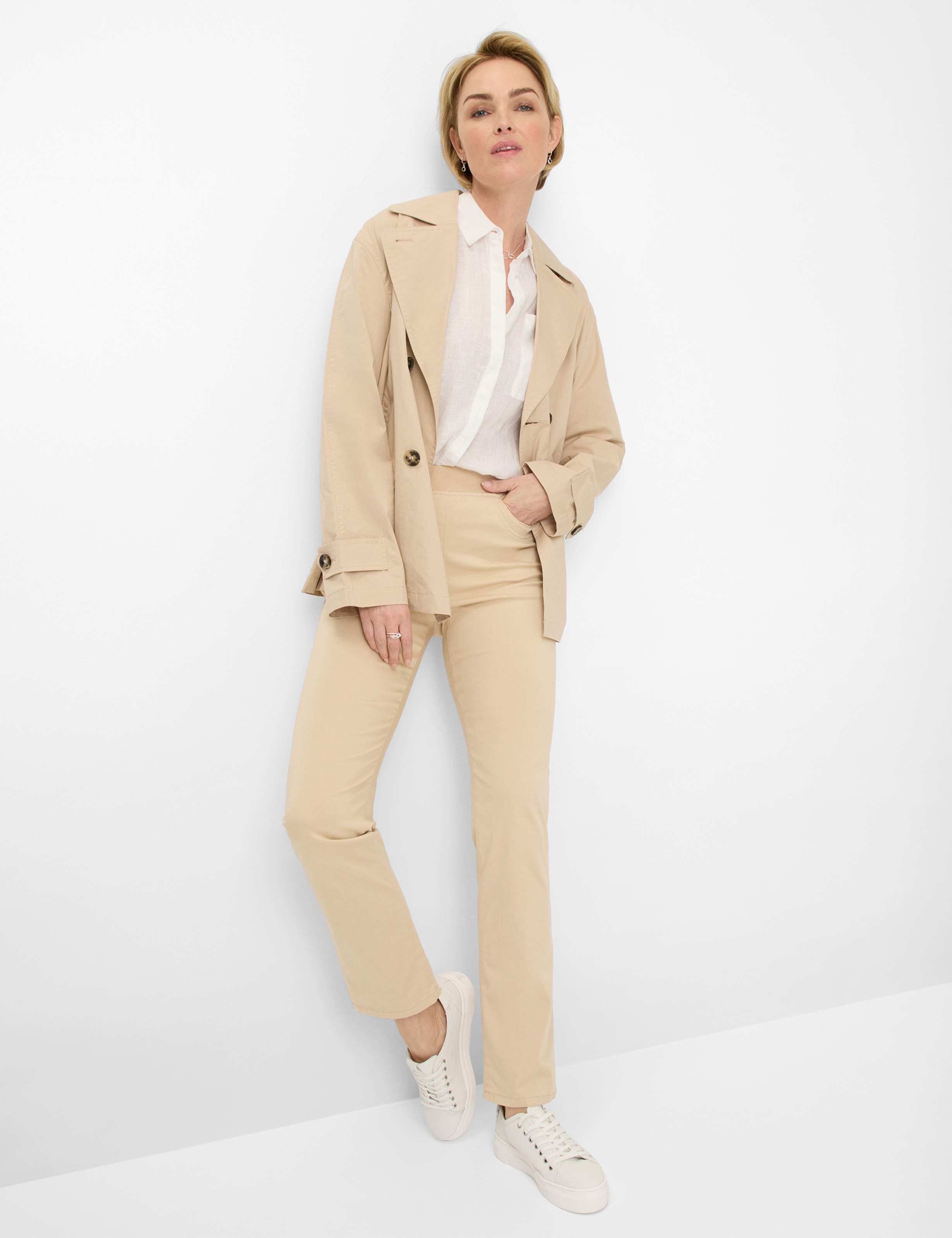 Damen Style PAMINA FUN Beige Slim Fit Model Outfit