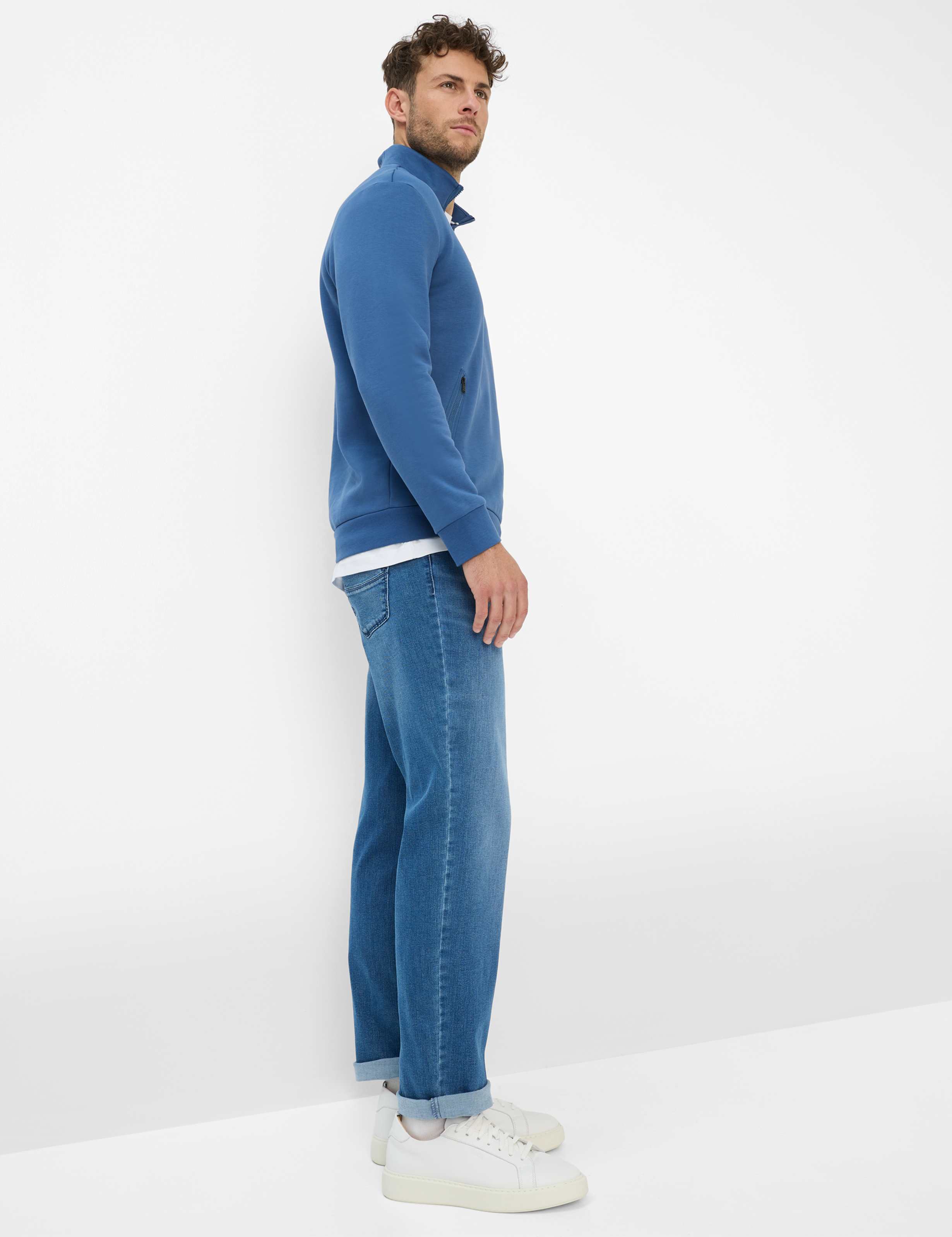 Herren Style CADIZ Denim Blau Straight Fit Model Outfit