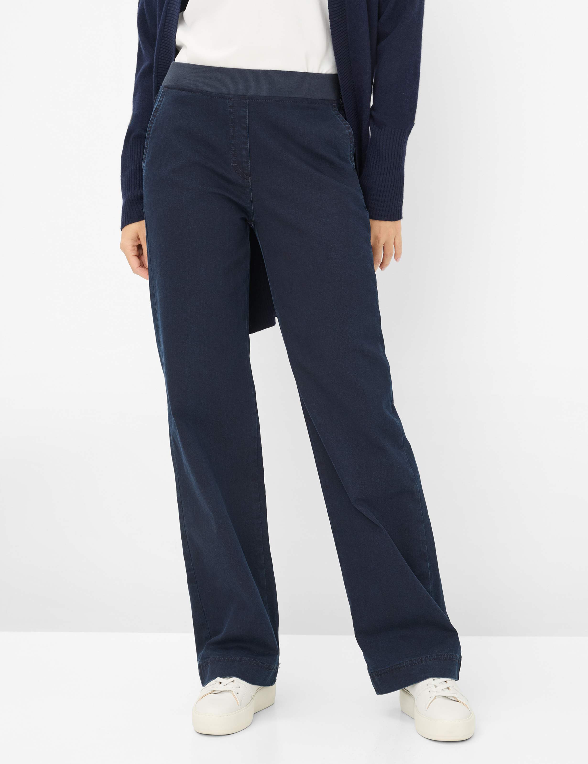 Blautöne, Damen, Style PAM FLARED, MODEL_FRONT_ISHOP