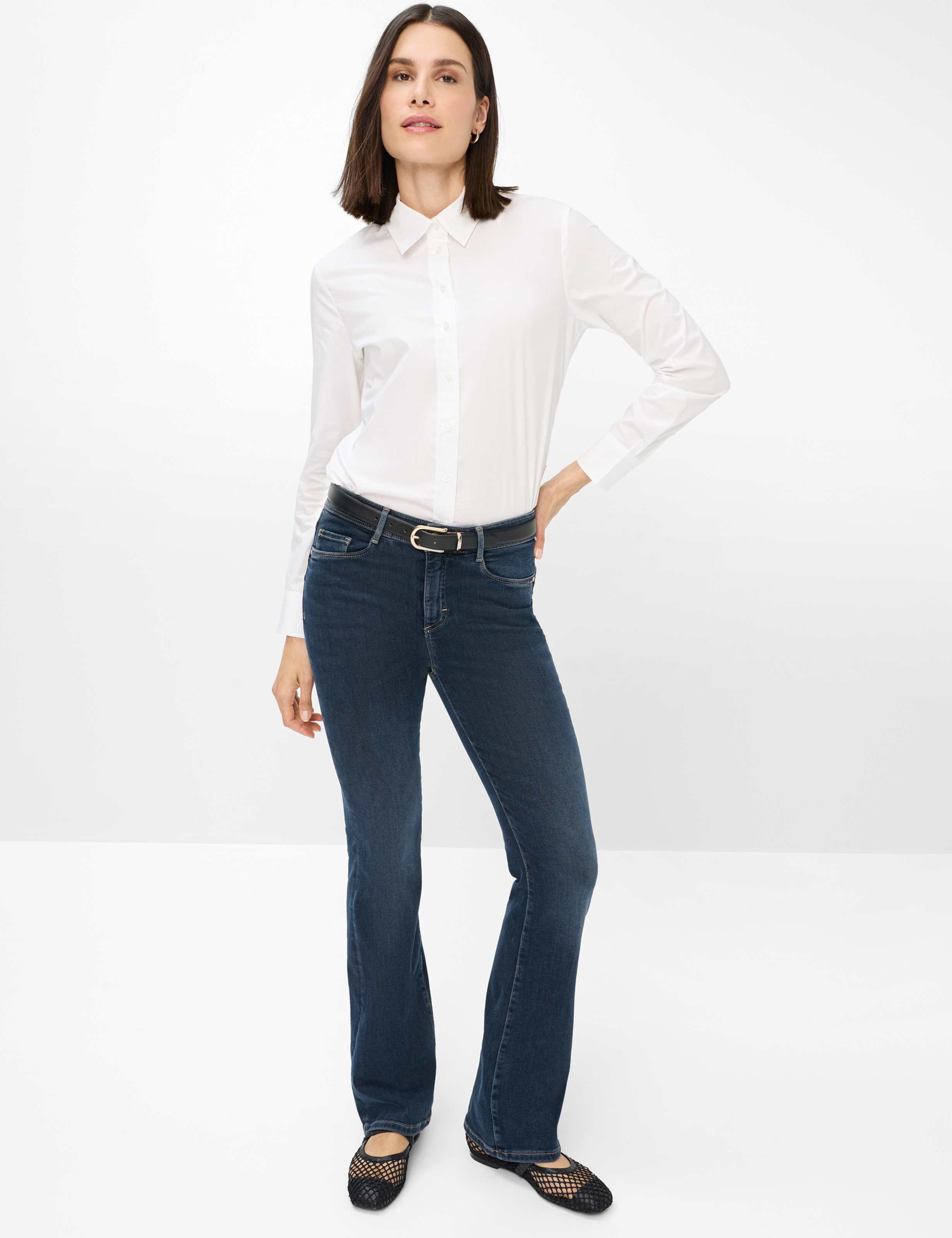 Damen Style ANA Denim Dunkelblau Skinny Fit Model Outfit